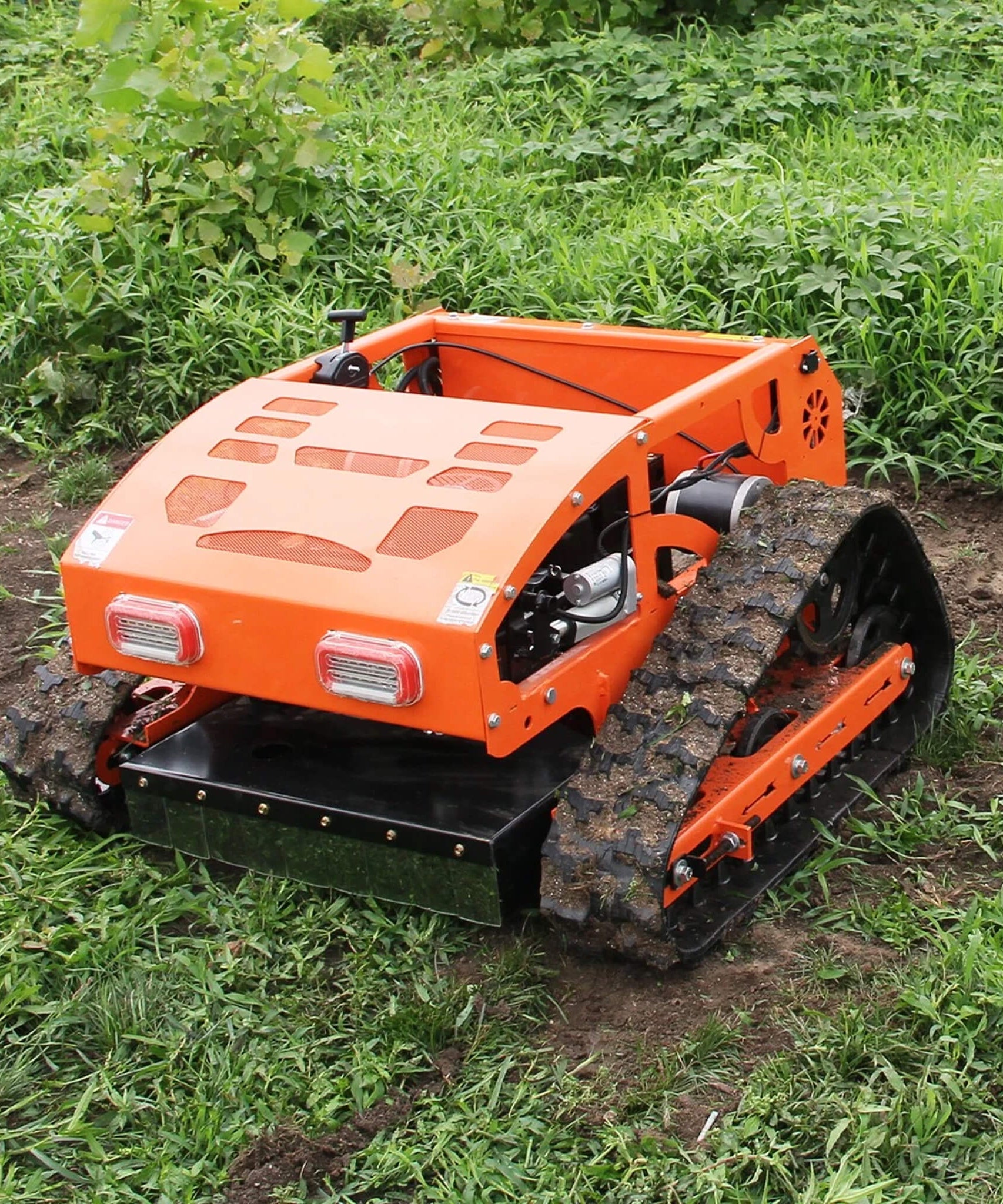 Heavy-Duty 9HP Commercial Remote-Controlled Gasoline-Powered Mower (SAK92146)