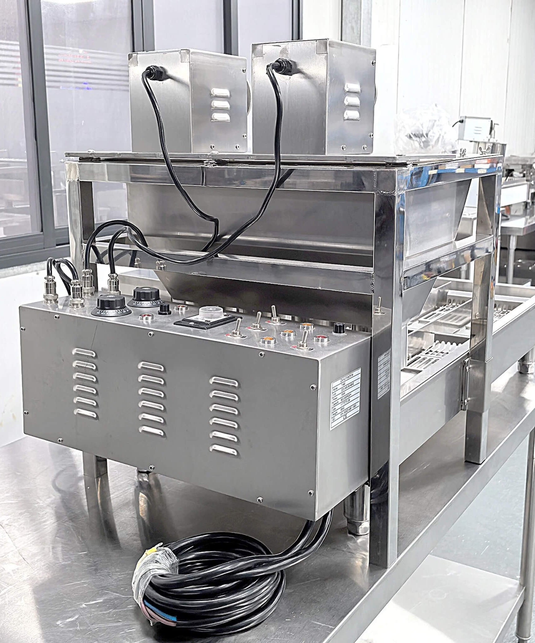 Heavy-Duty Automatic Commercial 4-Row Donut Maker Machine (SAK29401)
