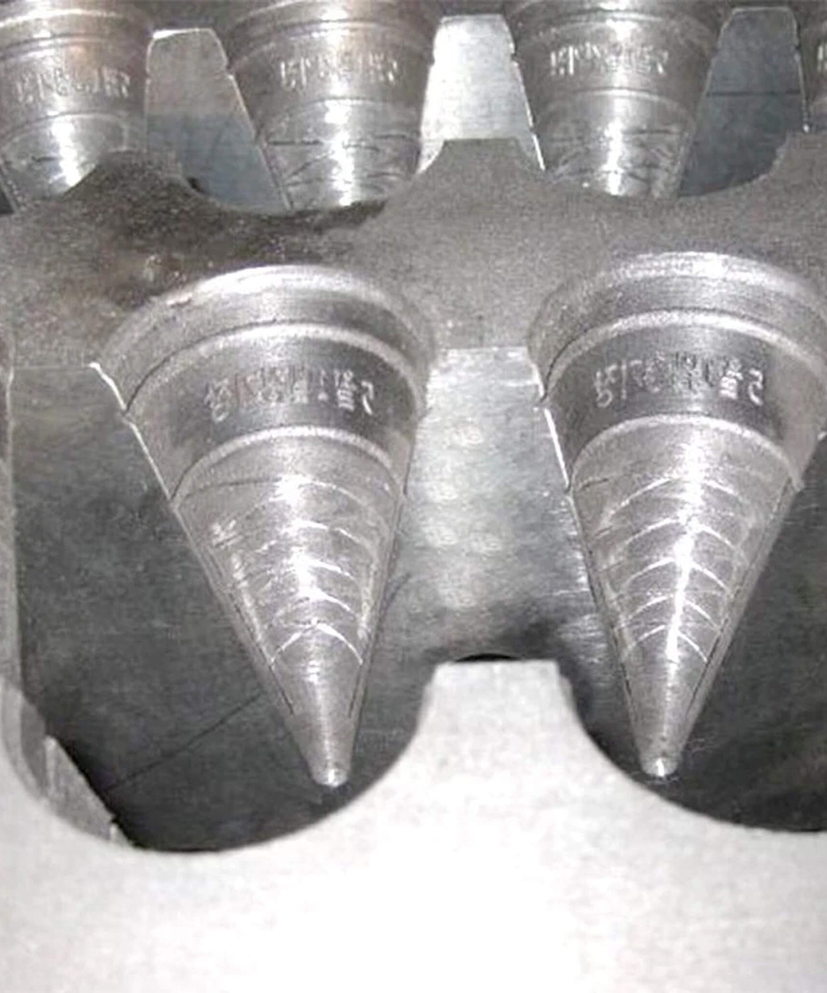 Heavy-Duty Commercial 4-Mold Ice Cream Cone Maker Machine (SAK74021)