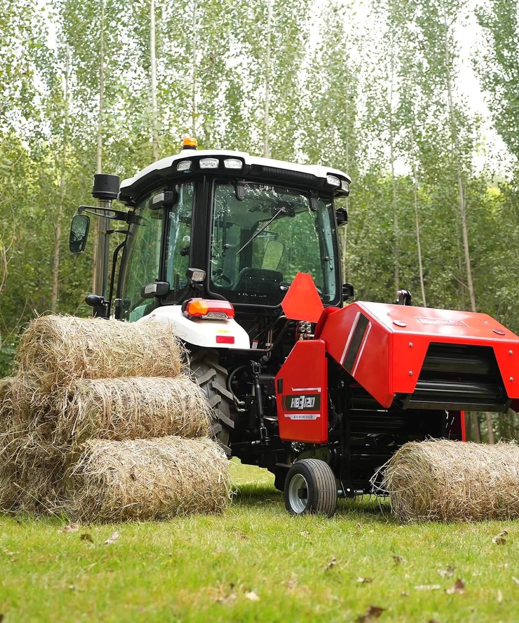 Heavy-Duty Mini Round Hay Tractor Baler With Twine Wrap (SAK36194)