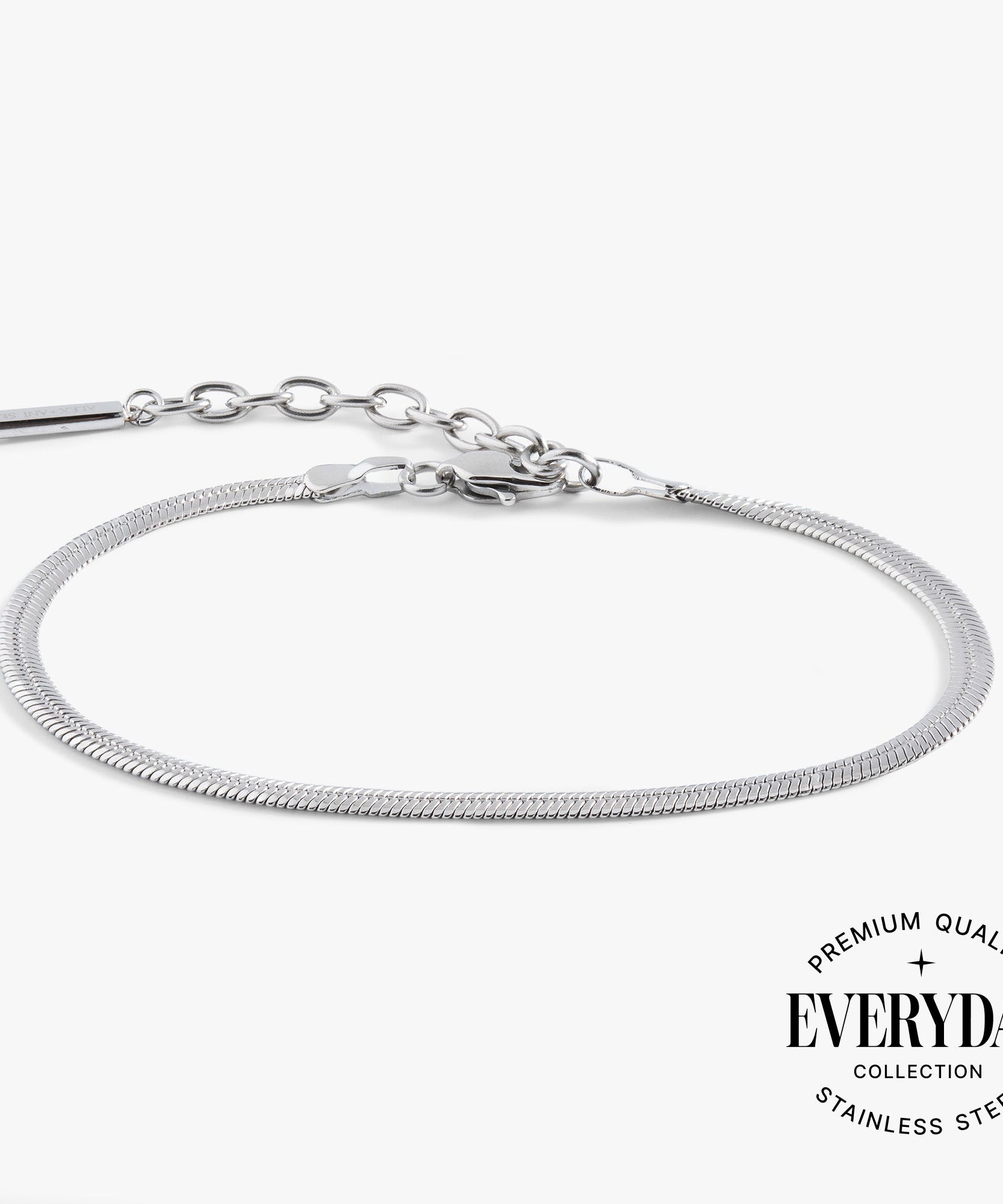 Everyday Herringbone Chain Bracelet