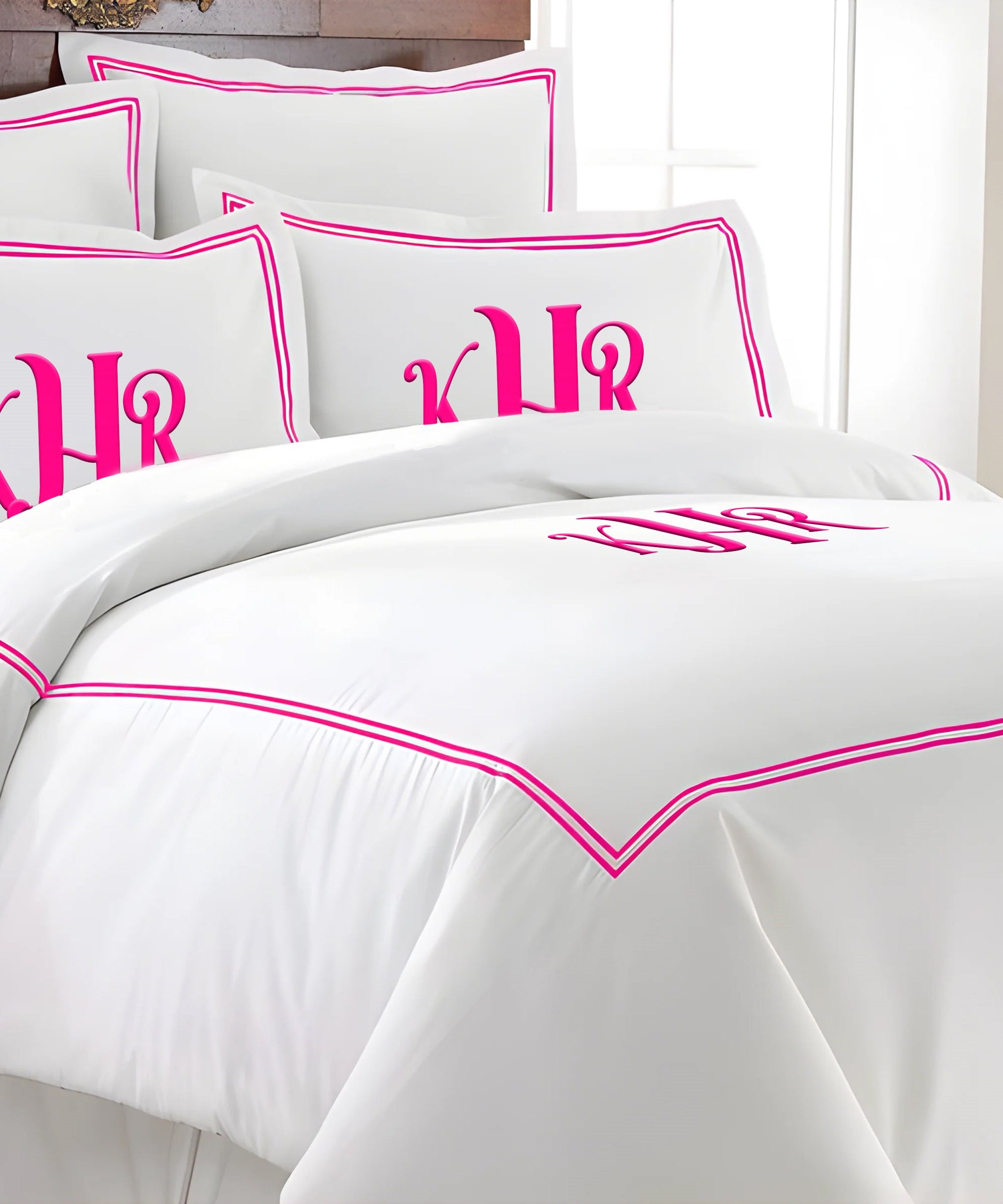 Monogram 400TC Cotton Double Embroidery Sateen Solid Duvet Cover Set