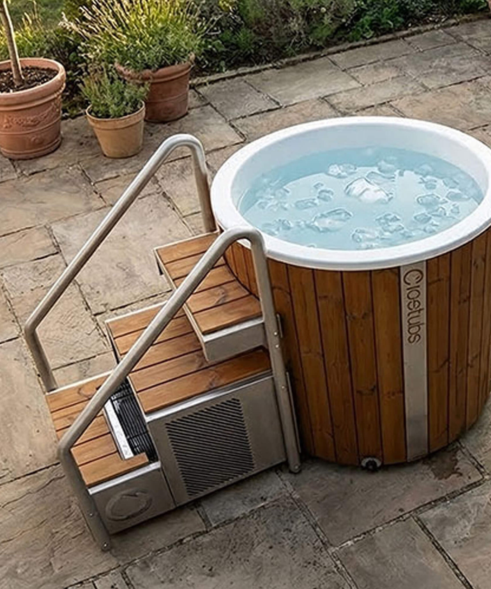 Icetubs IceBarrel XL Thermowood And Fiberglass Cold Plunge Immersion Tub (SAK35418)
