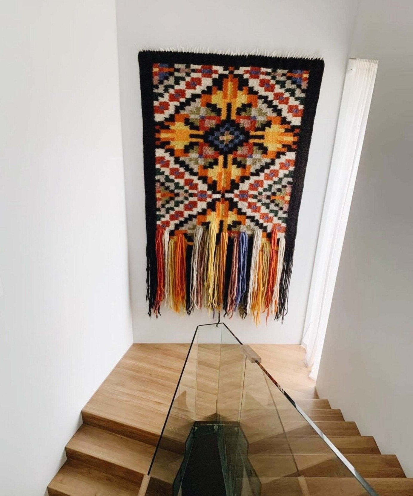 Wandbehang aus Wolle mit traditionellem Karpatenmuster