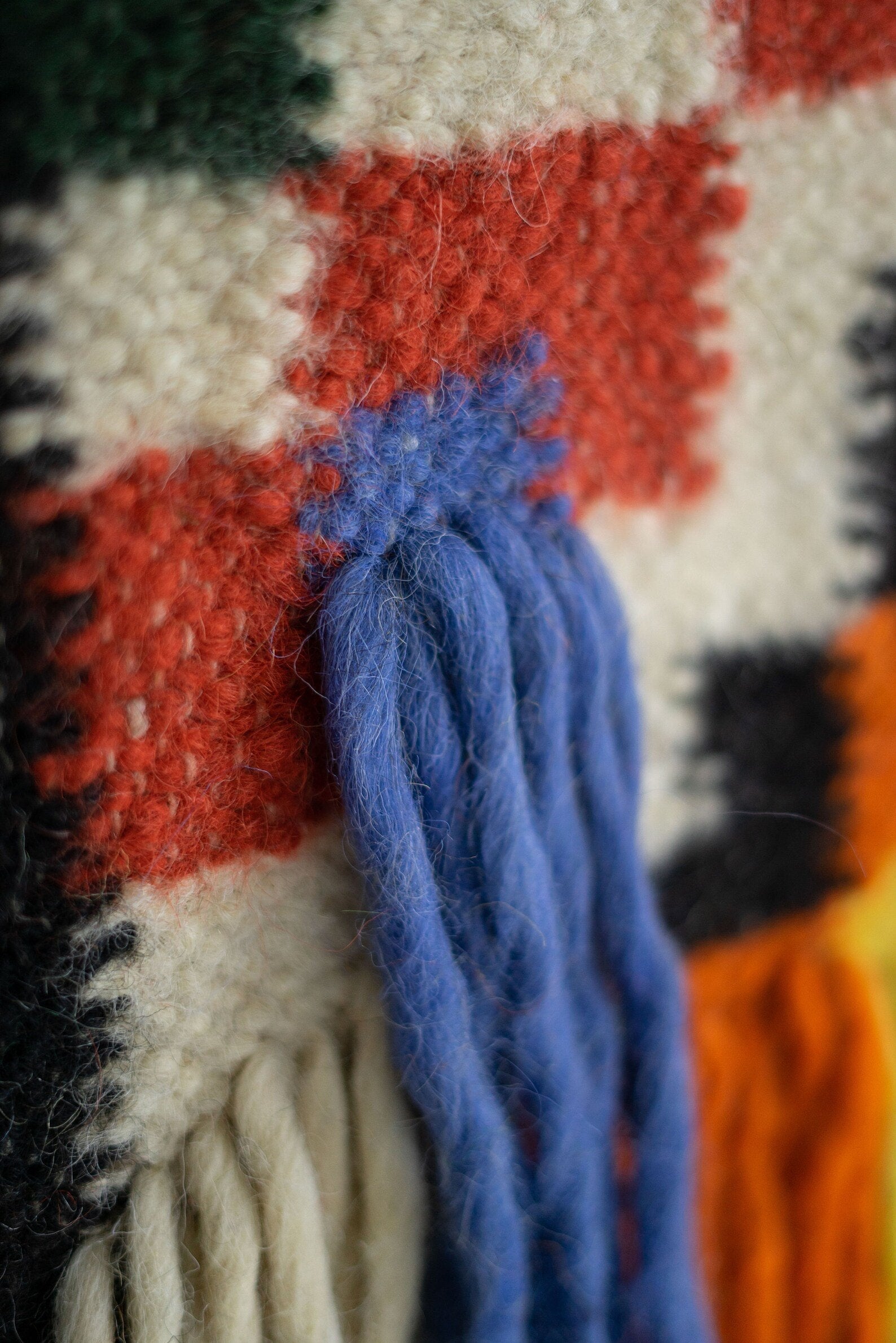 Wandbehang aus Wolle mit traditionellem Karpatenmuster