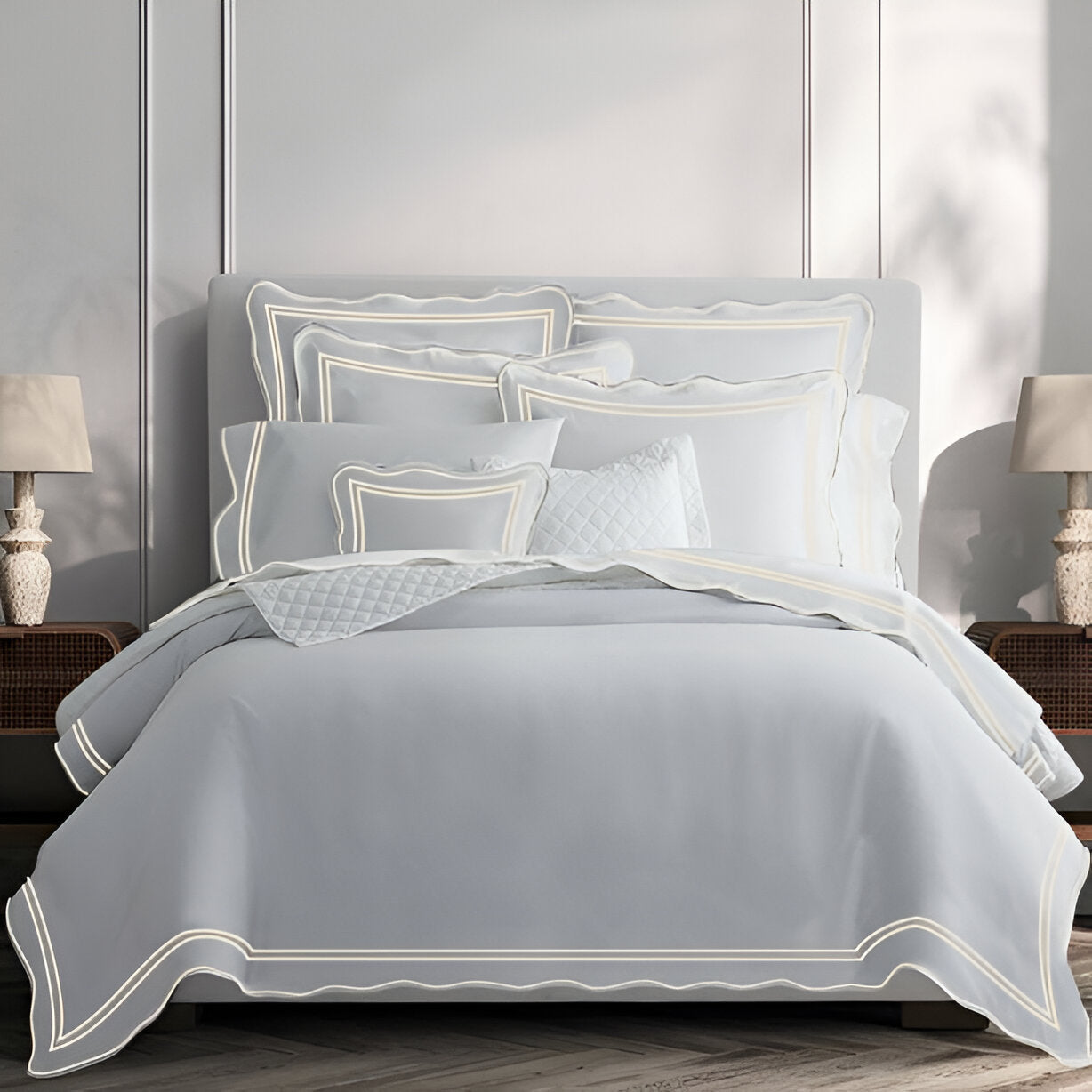 400TC Wavy Embroidery & Border Cotton Sateen Solid Duvet Cover Set