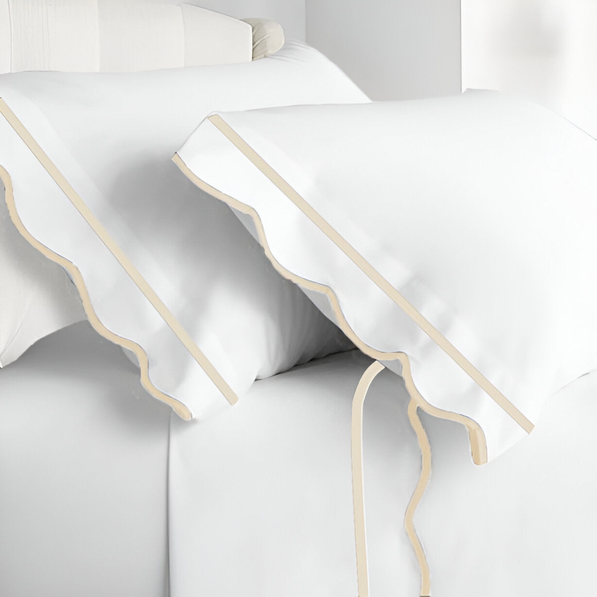 400TC Cotton Scallop Embroidery & Border Sateen Solid Pillowcases (Set Of 2)