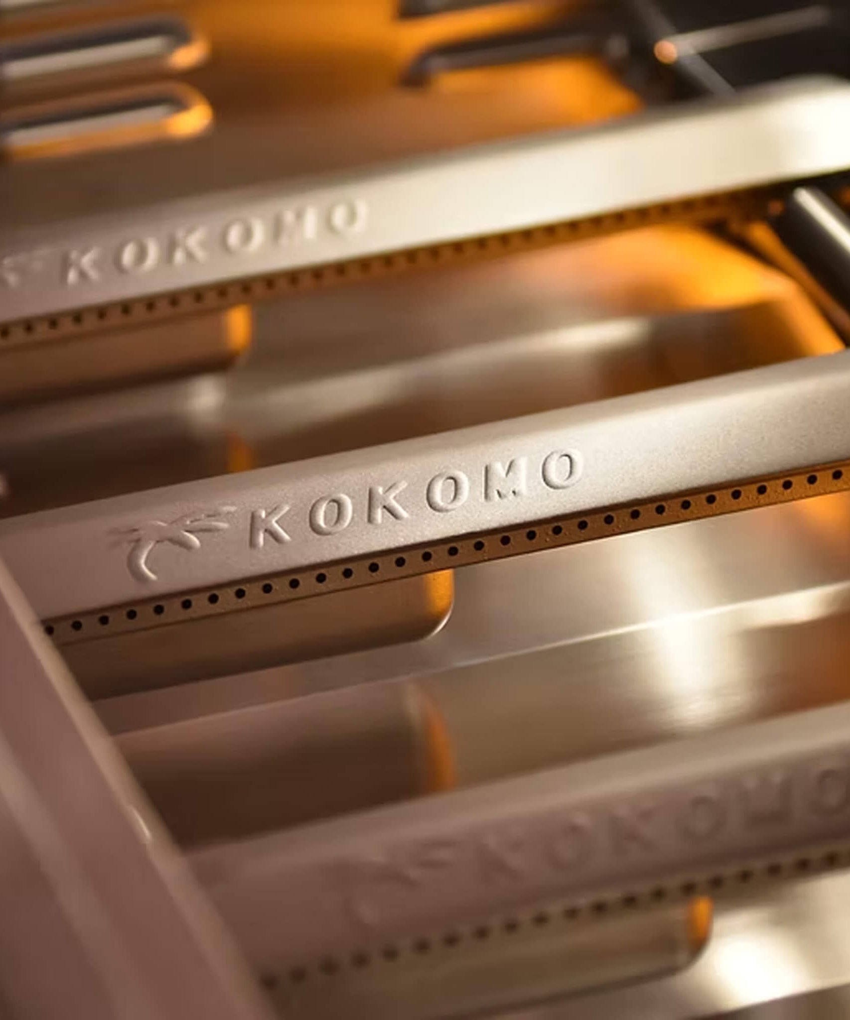 KoKoMo 32-Inch Premium 45K BTU Elite Built-In Gas Grill [KO-ELITE-4BG] (SAK94057)