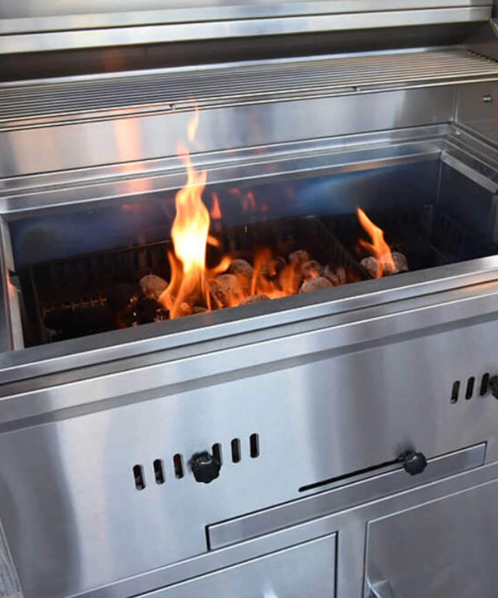 KoKoMo Grills Premium Built-In Charcoal Grill With 304 Stainless Steel And Adjustable Heat Tray, 32" (SAK32504)