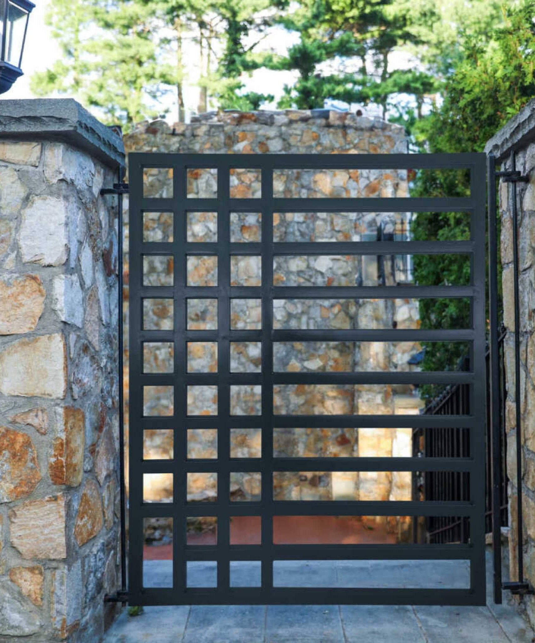 5FT Heavy-Duty Kyiv-Style Powder-Coated Galvanized Steel Pedestrian Gate (SAK45810)