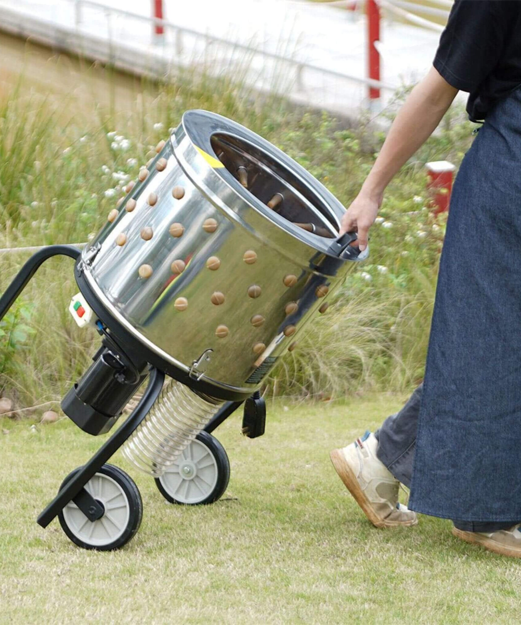 Large 20-Inch Heavy-Duty Chicken Defeathering Plucker Machine (SAK35879)