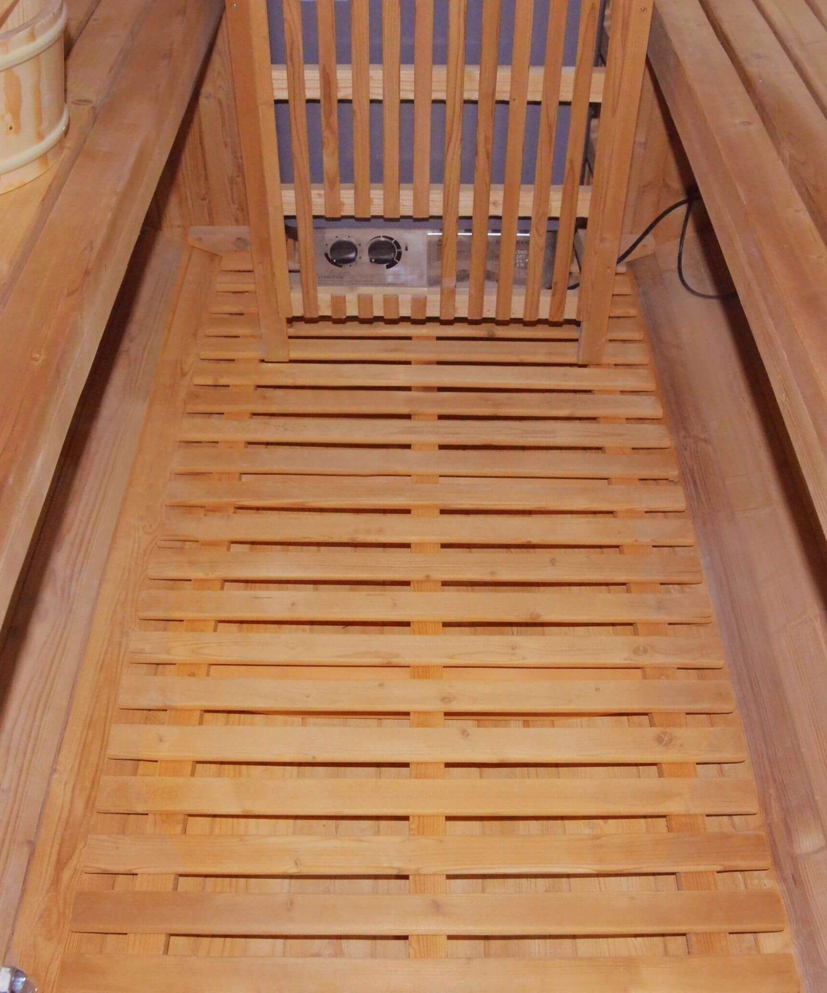 Thermora Ignite Large Premium American White Oak Outdoor Wooden Barrel Sauna With 4.5KW Sauna Heater (SAK45968)