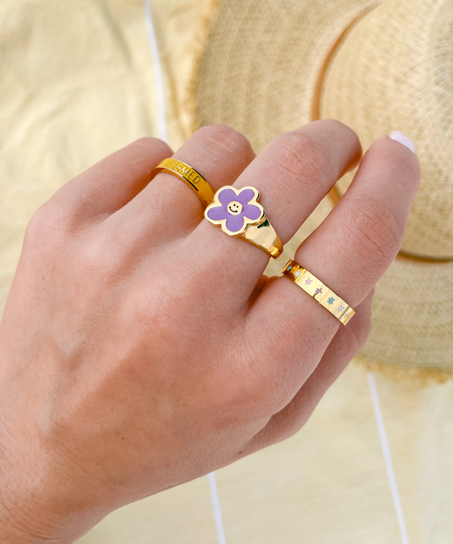 Lavender Smiley Flower Ring
