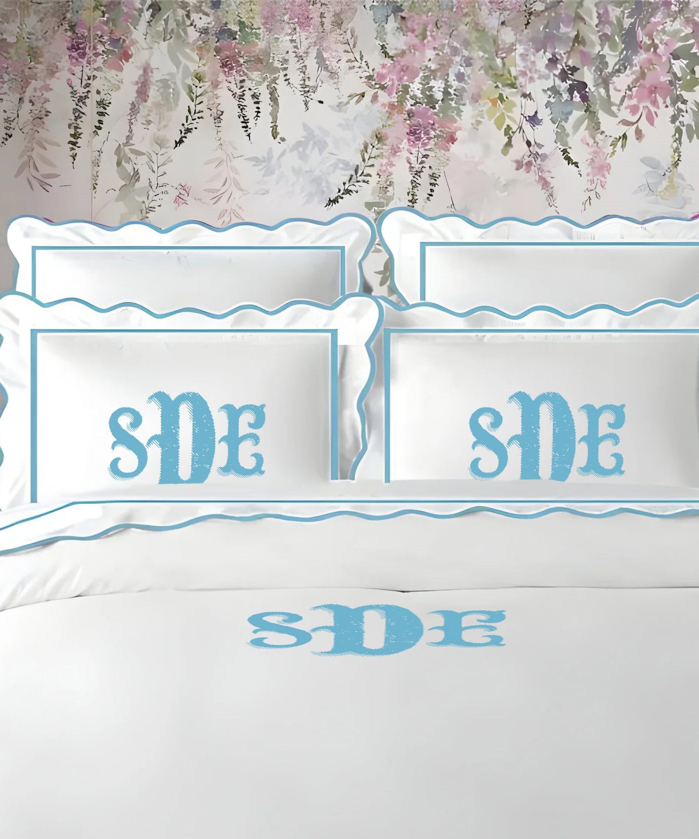Monogram 400TC Cotton Scallop Embroidery & Border Sateen Solid Duvet Cover Set