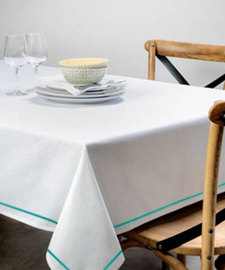 Single Embroidery Border Sateen Poly Cotton Solid Table Cloth