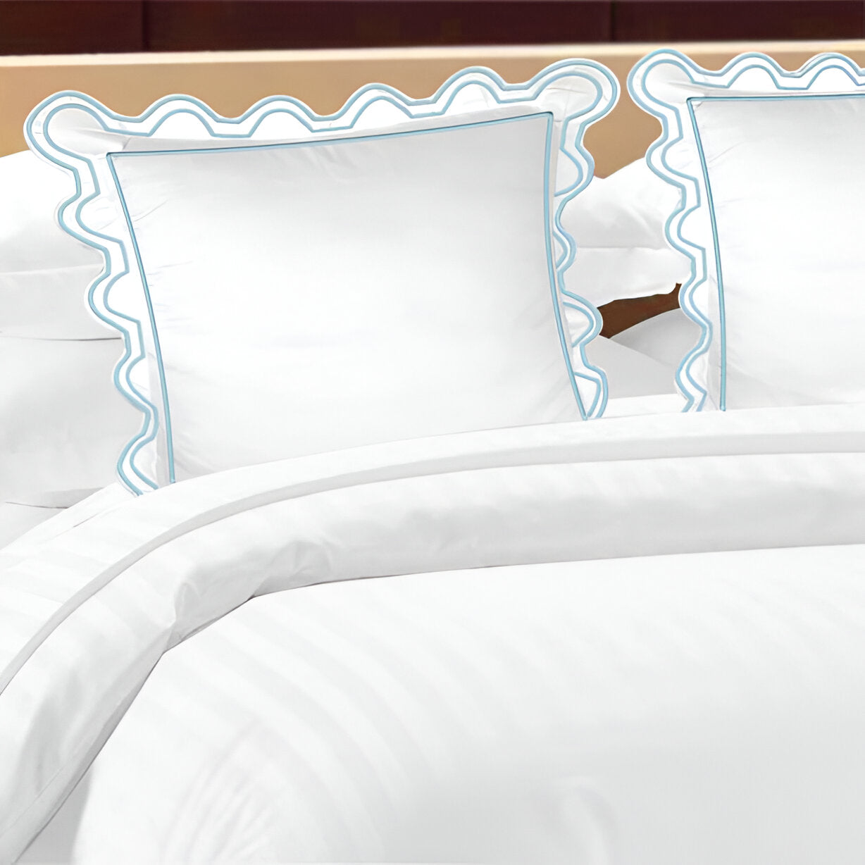 400TC U Shape Scallop Embroidery Cotton Duvet Cover Set