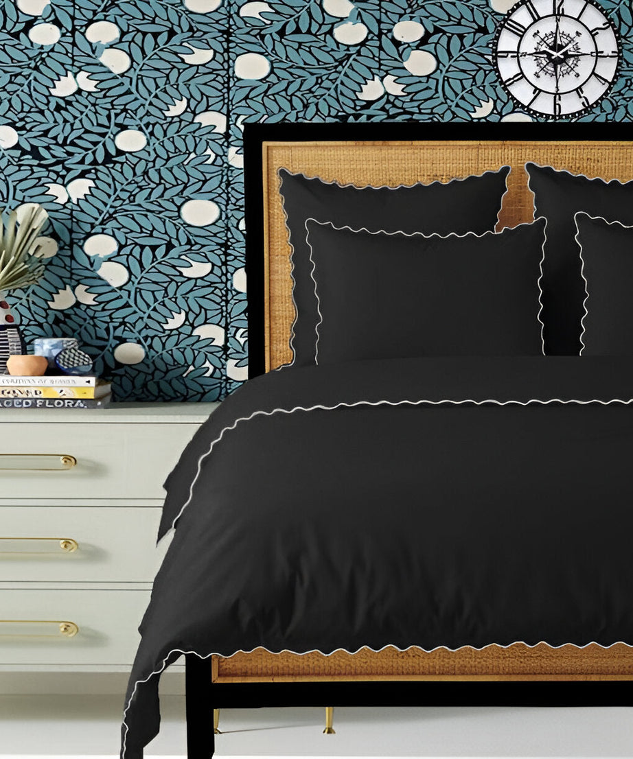 Black 400TC Cotton Small Scallop Embroidery Duvet Cover Set