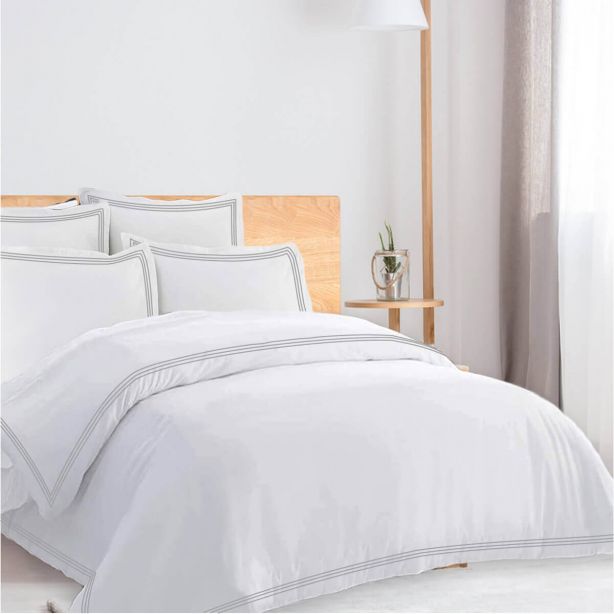 400TC Cotton Triple Edge Embroidery Sateen Solid Duvet Cover Set