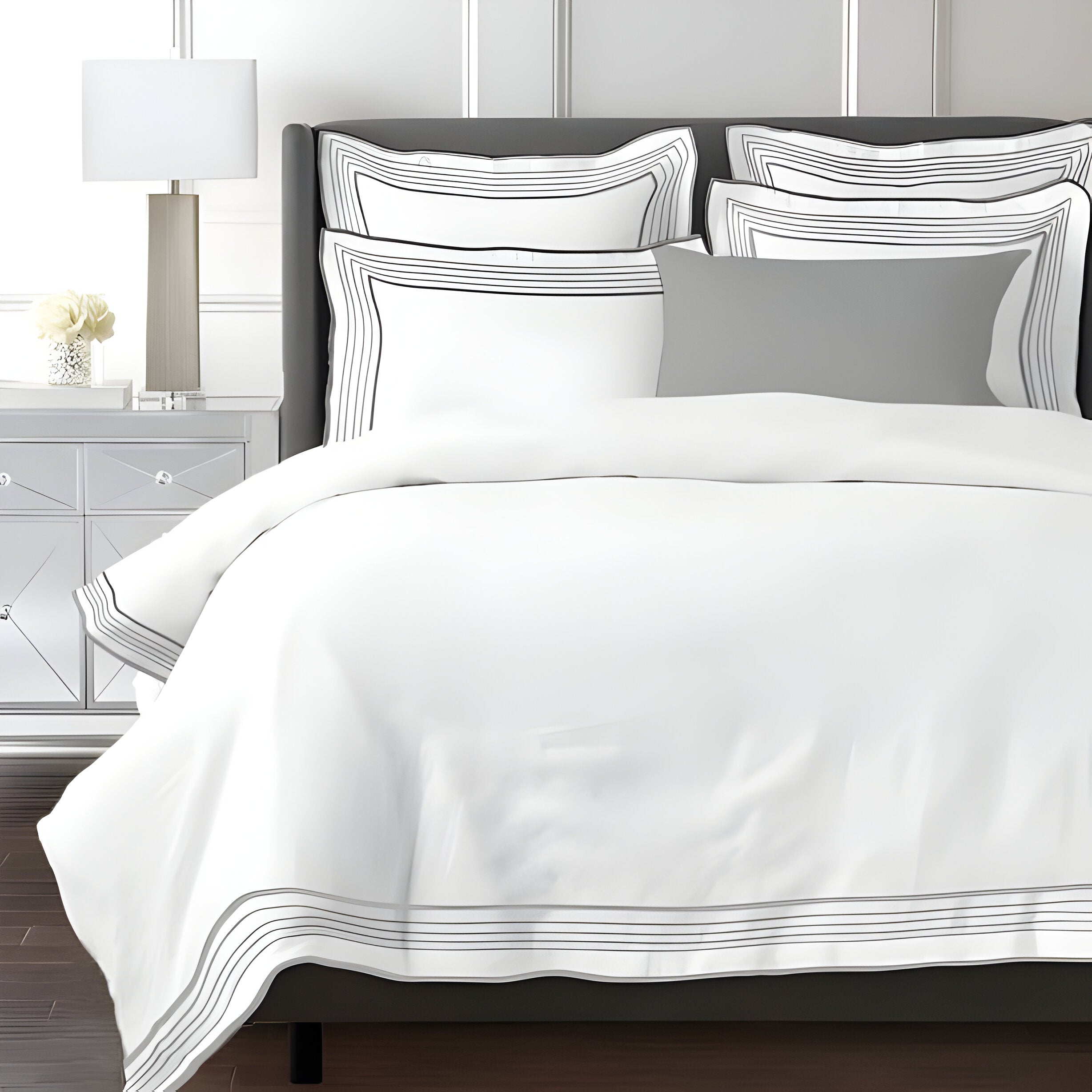Smart Border 400TC Cotton Embroidery Sateen Solid Duvet Cover Set