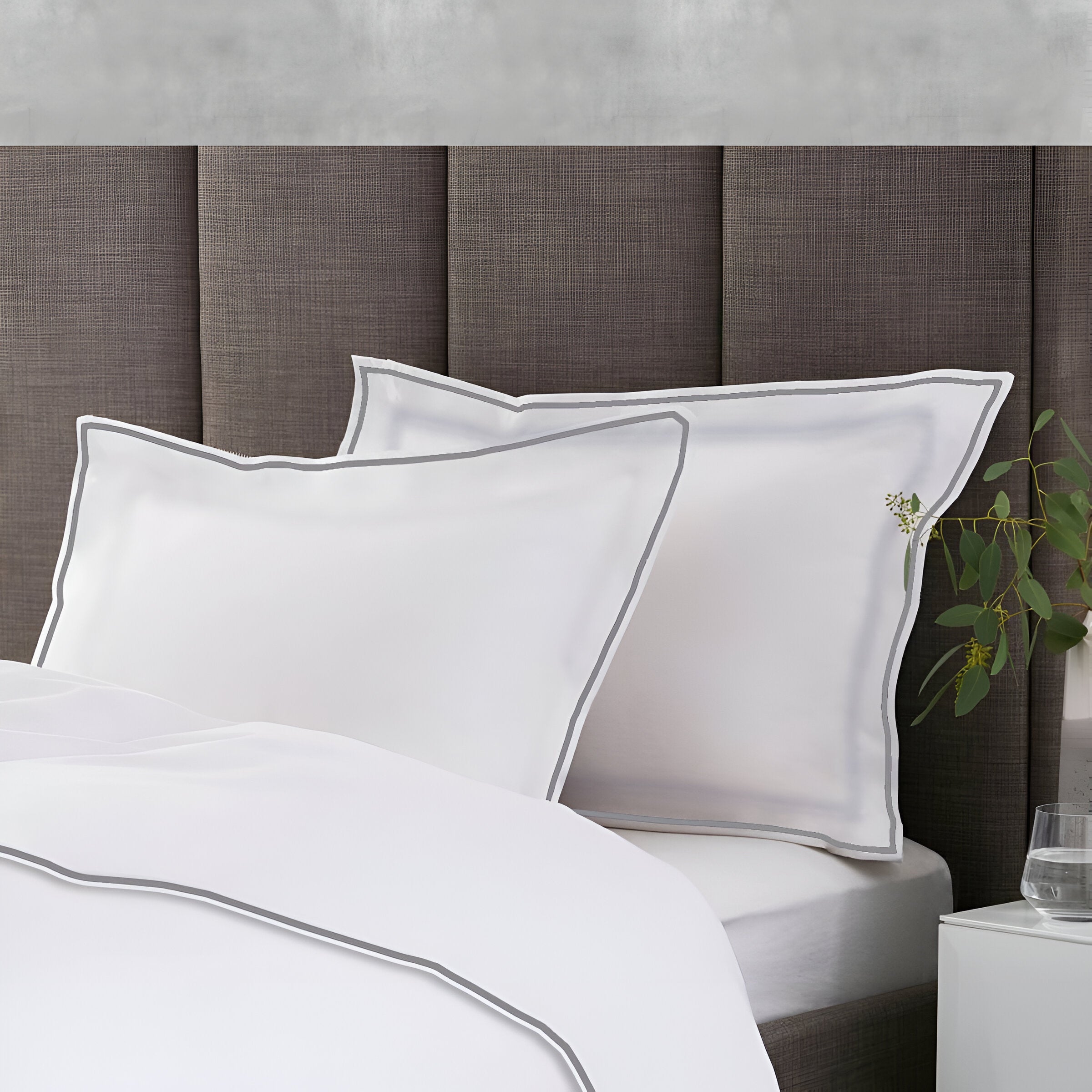 400TC Embroidery Cotton Sateen Solid Duvet Cover Set