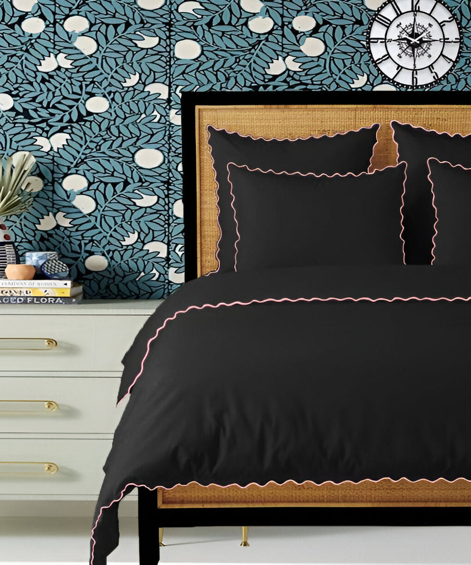 Black 400TC Cotton Small Scallop Embroidery Duvet Cover Set