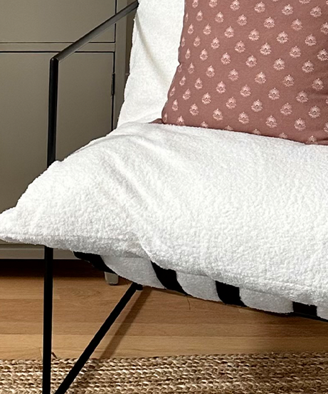 Moderner Loungesessel mit abnehmbarem Kissen
