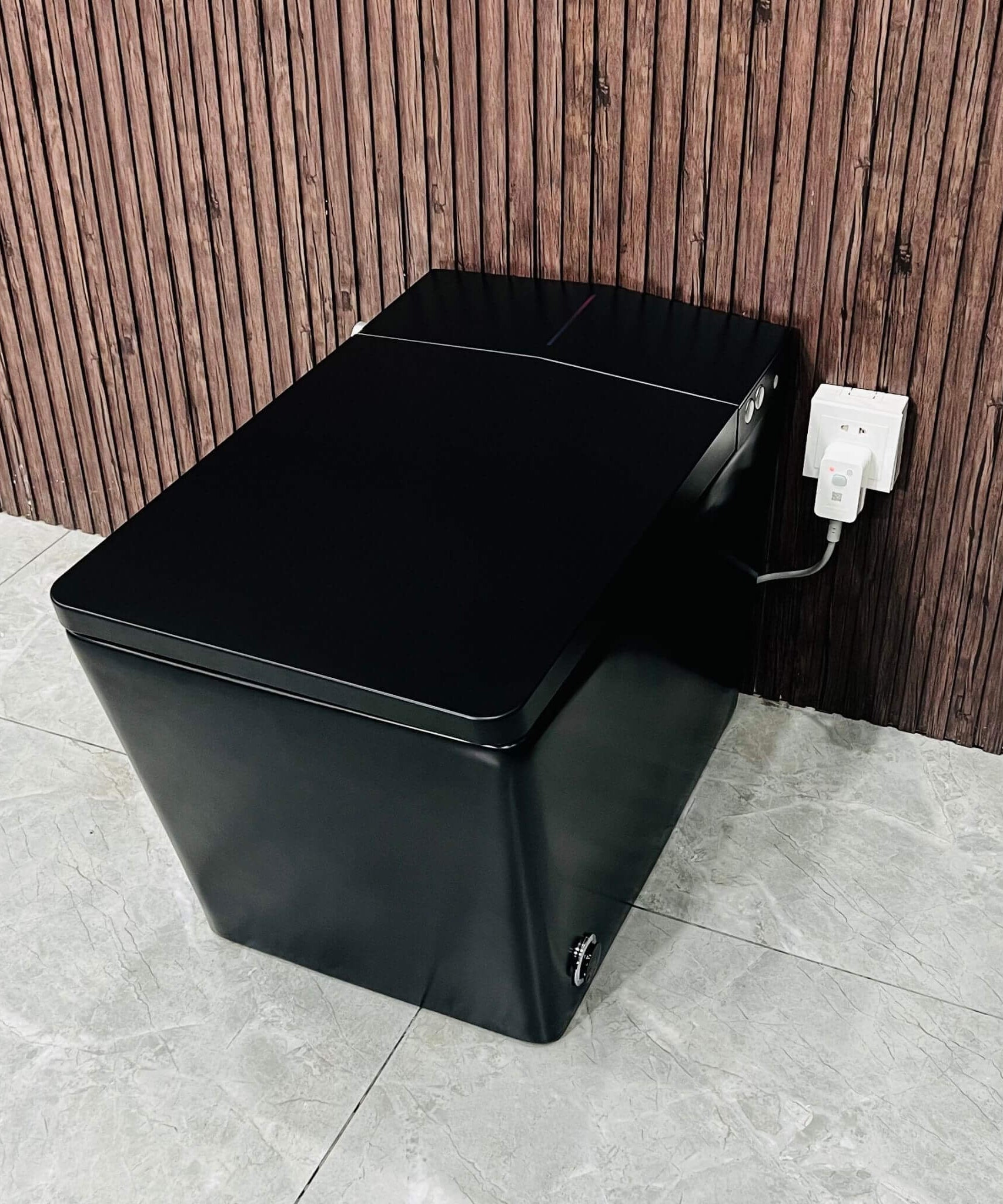 Nuvia Luxury Black Square Smart Toilet With Bidet, Remote, And Heated Seat (SAK45183)