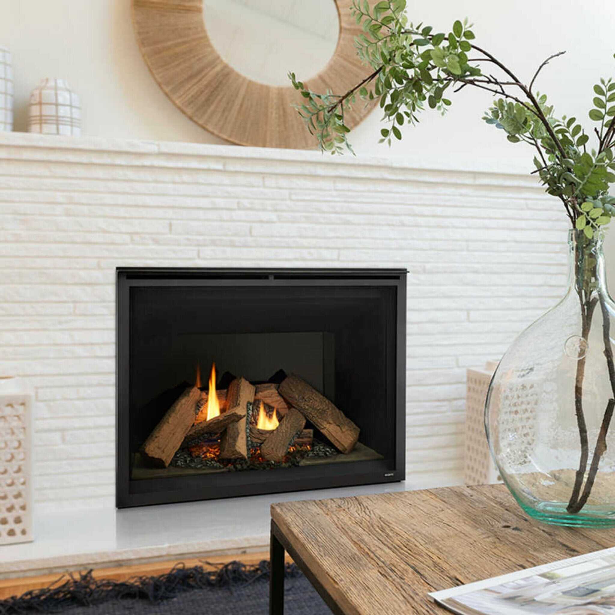 Majestic Meridian 42-Inch Natural Gas Fireplace [MER42N] (SAK43895)