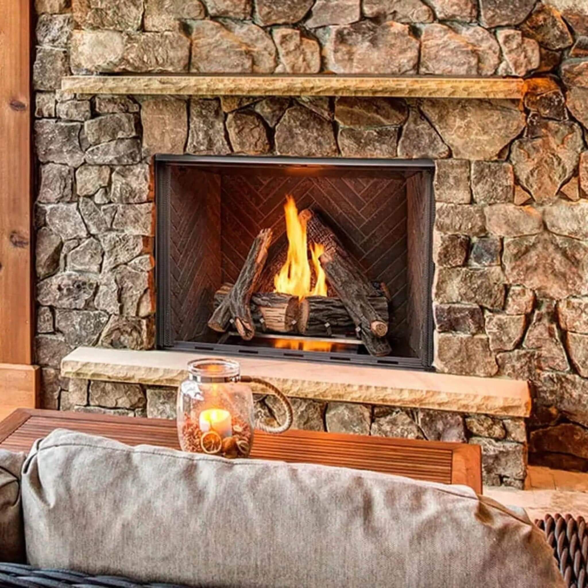 Majestic Courtyard 55K BTU 42-Inch Traditional Outdoor Gas Fireplace With Stacked Concrete Refractory [ODCOUG-42TS] (SAK75312)