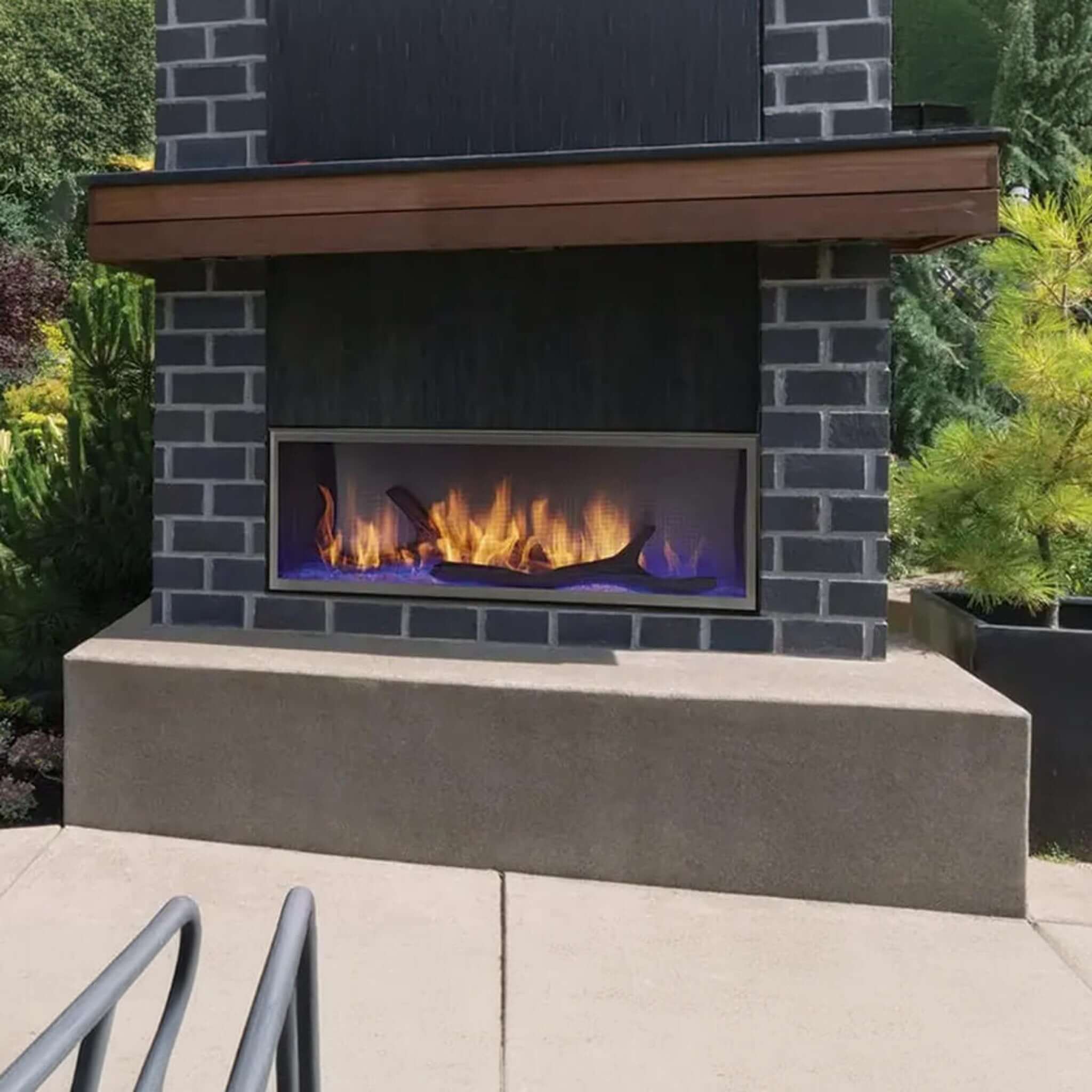 Majestic Lanai 48-Inch Single Sided Linear Outdoor Gas Fireplace [ODLANAIG-48] (SAK95127)