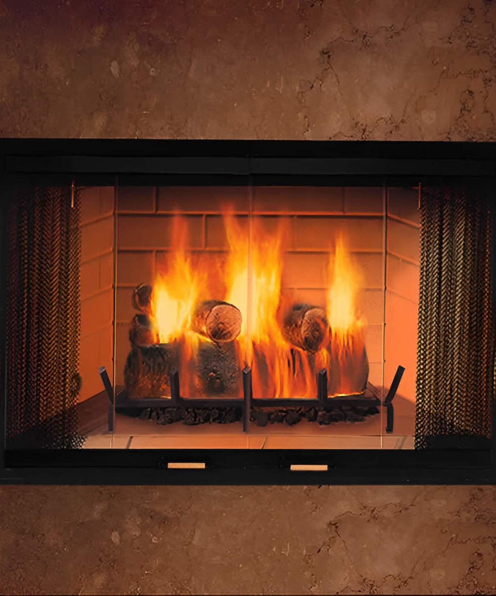 Majestic Sovereign 36-Inch Black Wood Burning Fireplace [SA36R/C] (SAK61347)