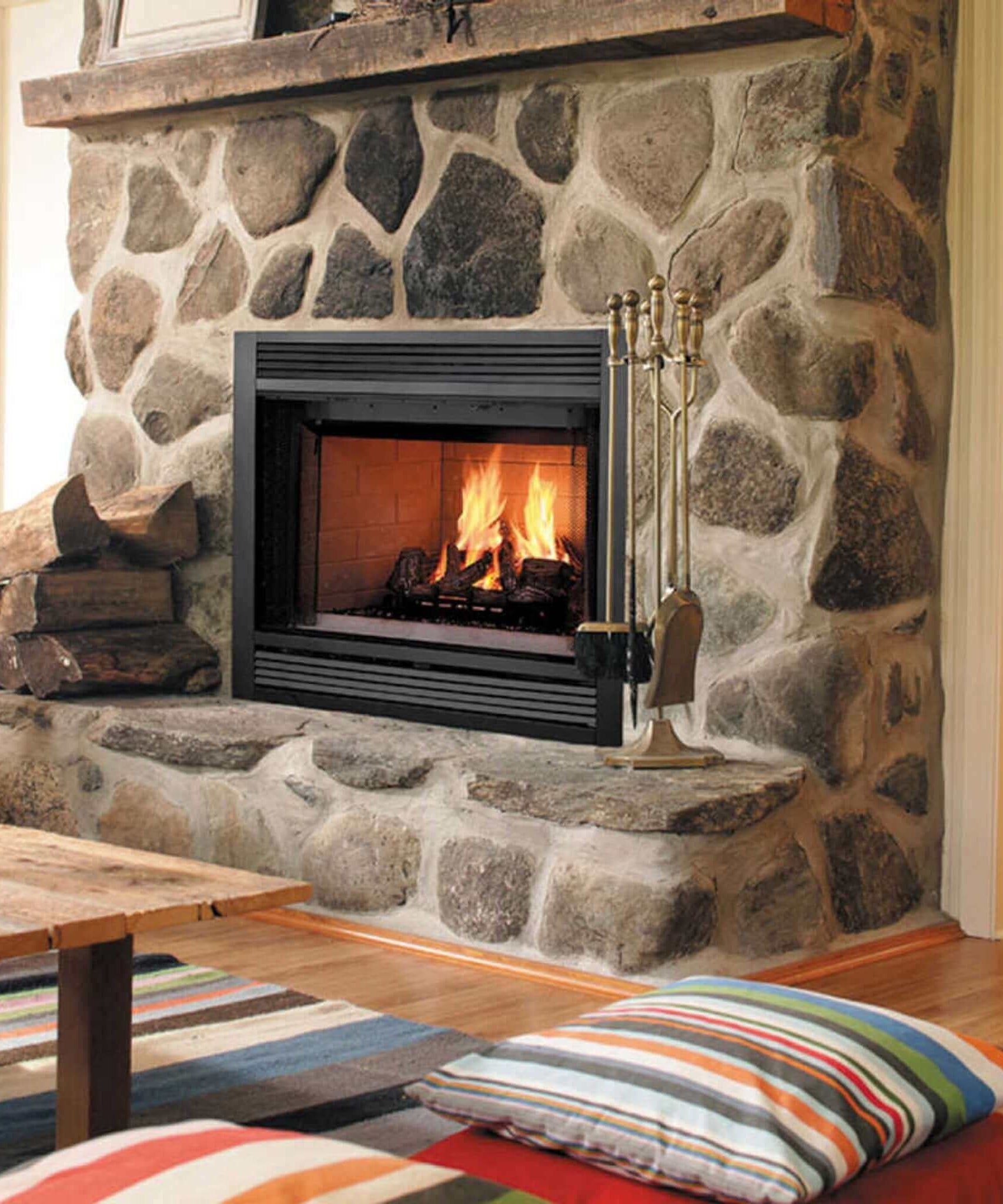 Majestic Sovereign 36-Inch Black Wood Burning Fireplace [SA36R/C] (SAK61347)