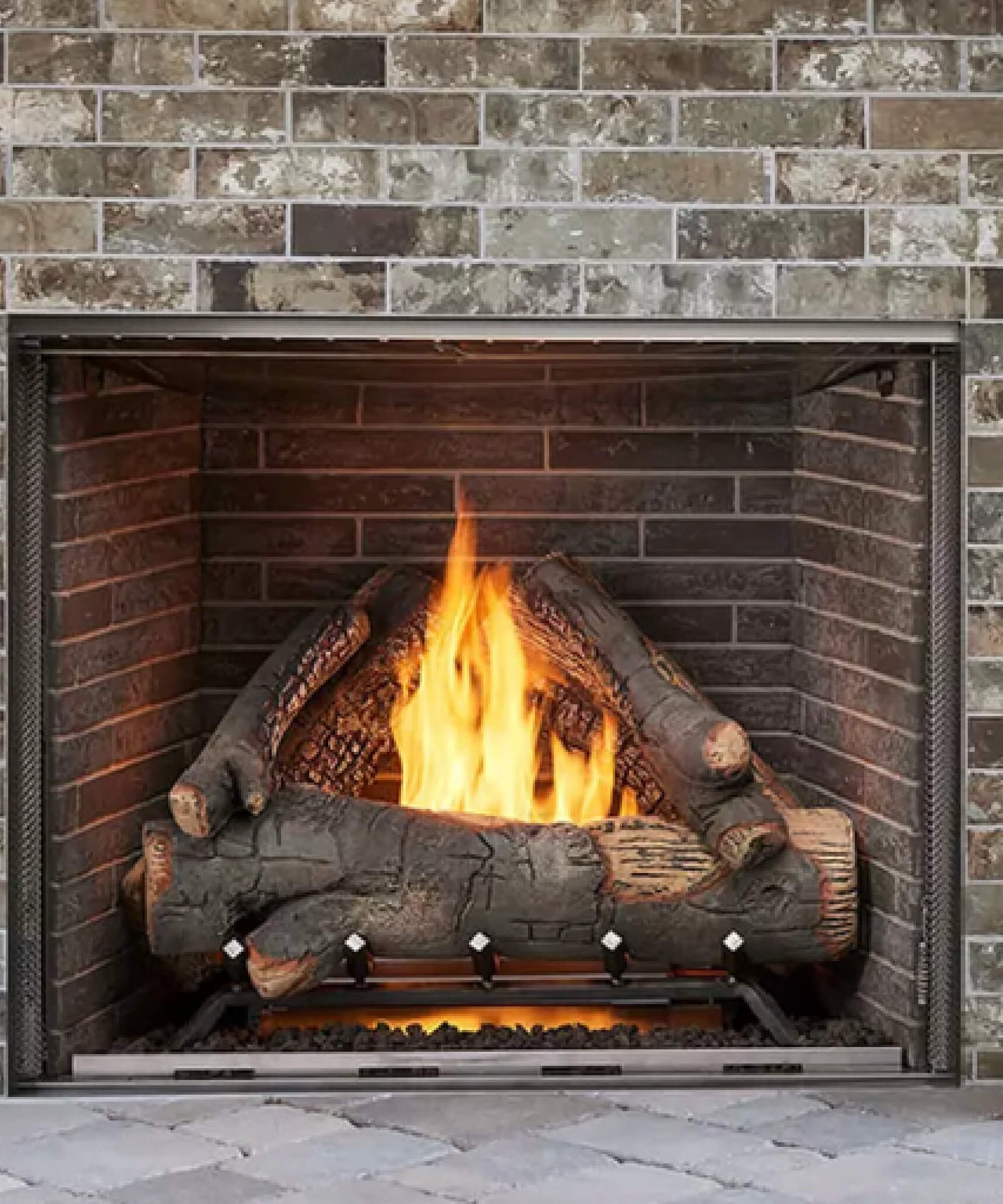 Majestic Traditional Stacked Brick Courtyard Outdoor Gas Fireplace [ODCOUG-36/42SSL] (SAK95813)