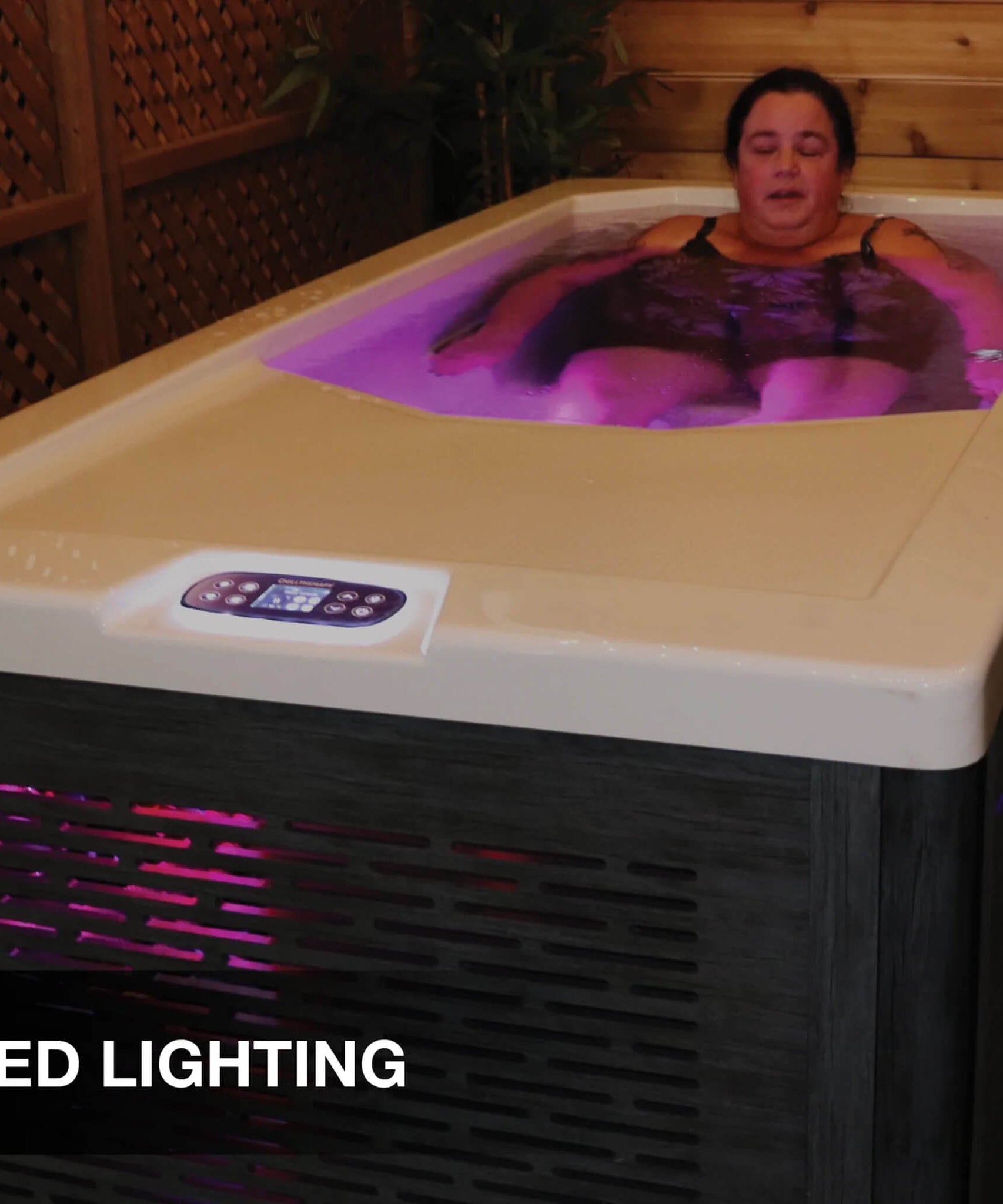 CSC 1000 Premium Cold Plunge Spa Tub With Built-In Ozone And Multi-Coloured Exterior Lighting (SAK37605)