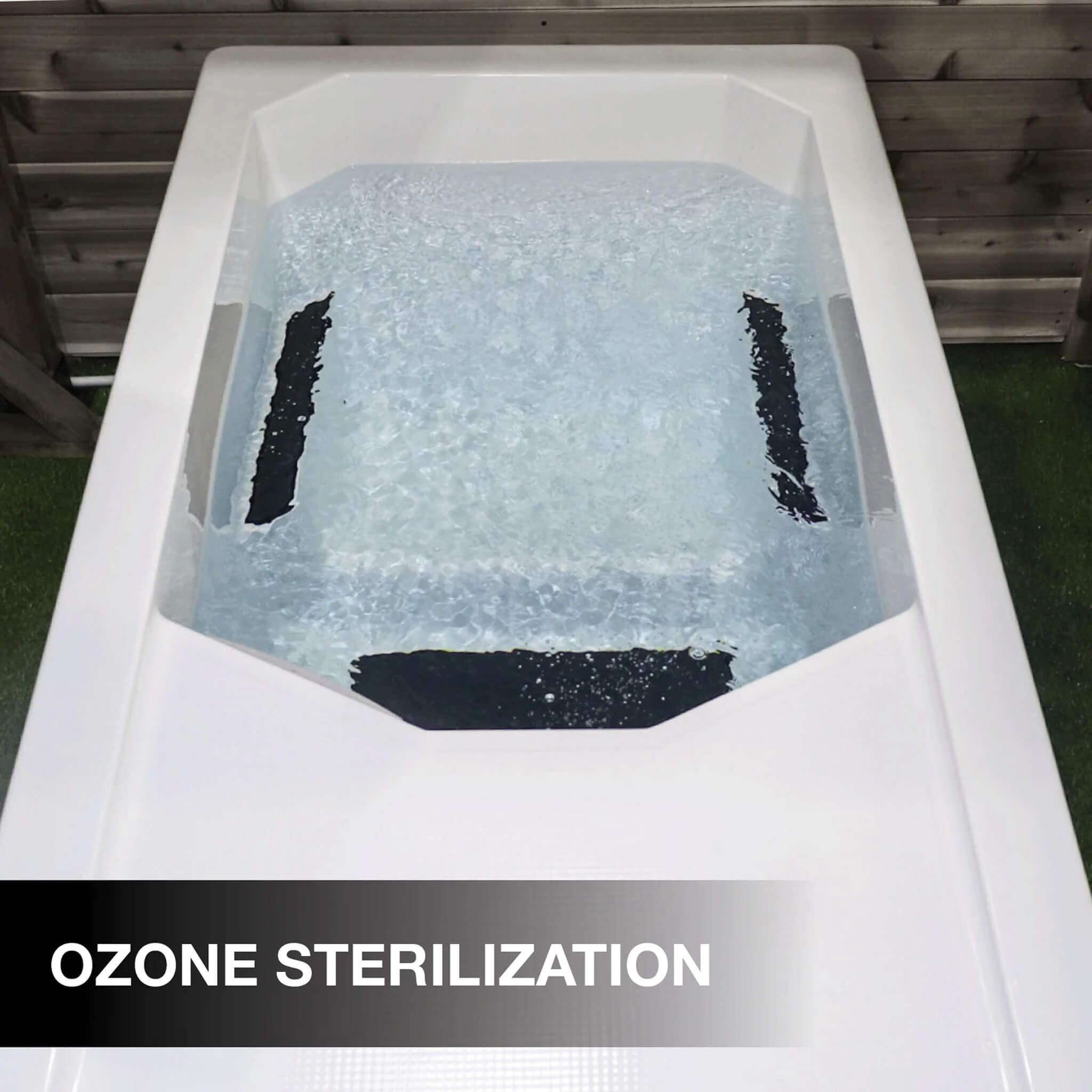 CSC 1000 Premium Cold Plunge Spa Tub With Built-In Ozone And Multi-Coloured Exterior Lighting (SAK37605)