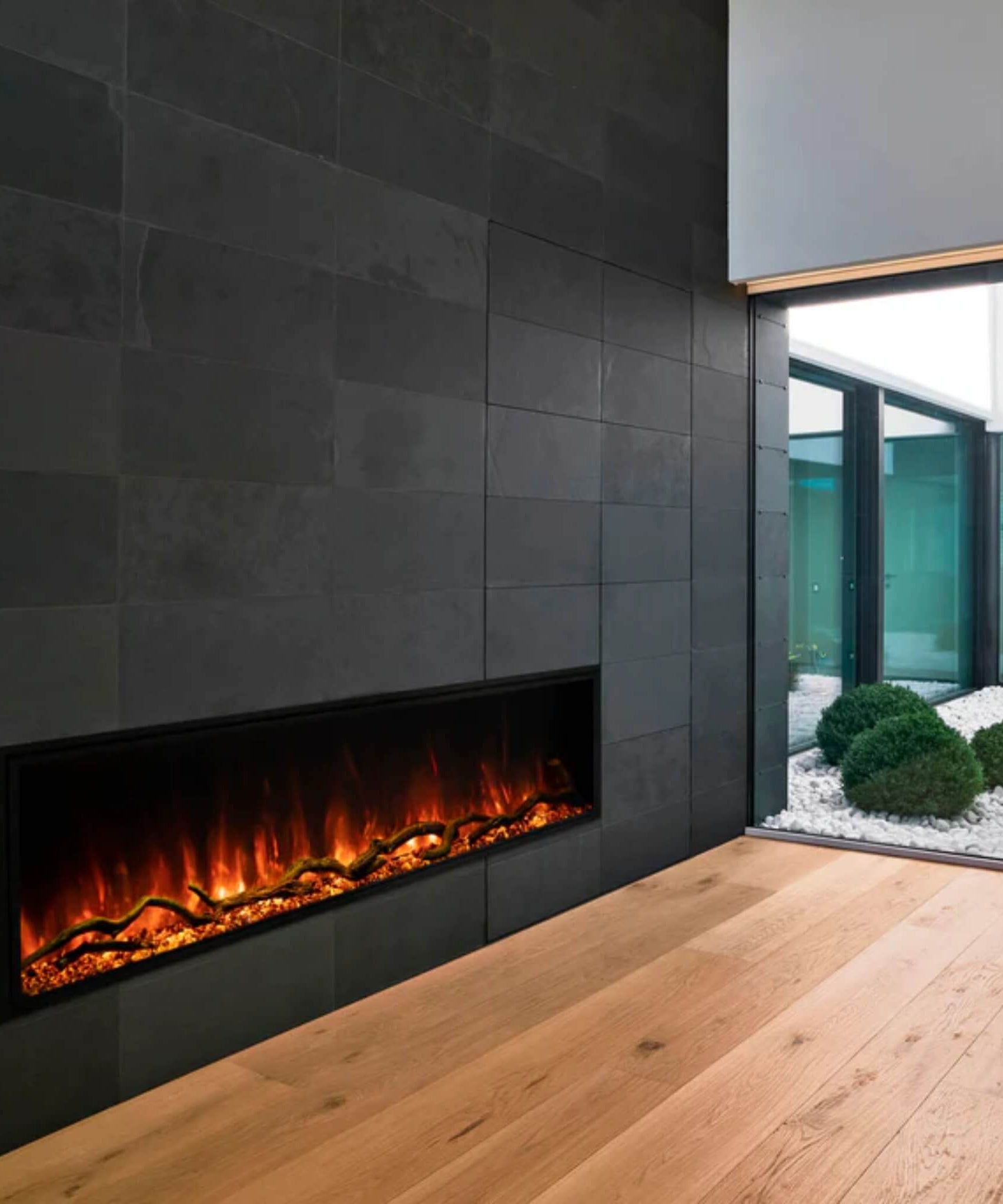 Modern Flames Landscape Pro Slim 68-Inch Built-In Linear Electric Fireplace [LPS-6814] (SAK32109)