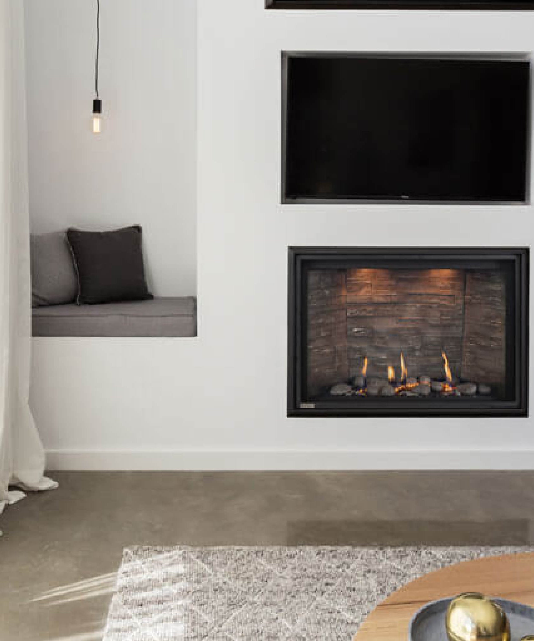 Montigo DelRay Square Full Load Direct Vent Natural Gas Fireplace With Battery Backup [DRSQ34/38/42NI-2] (SAK15983)