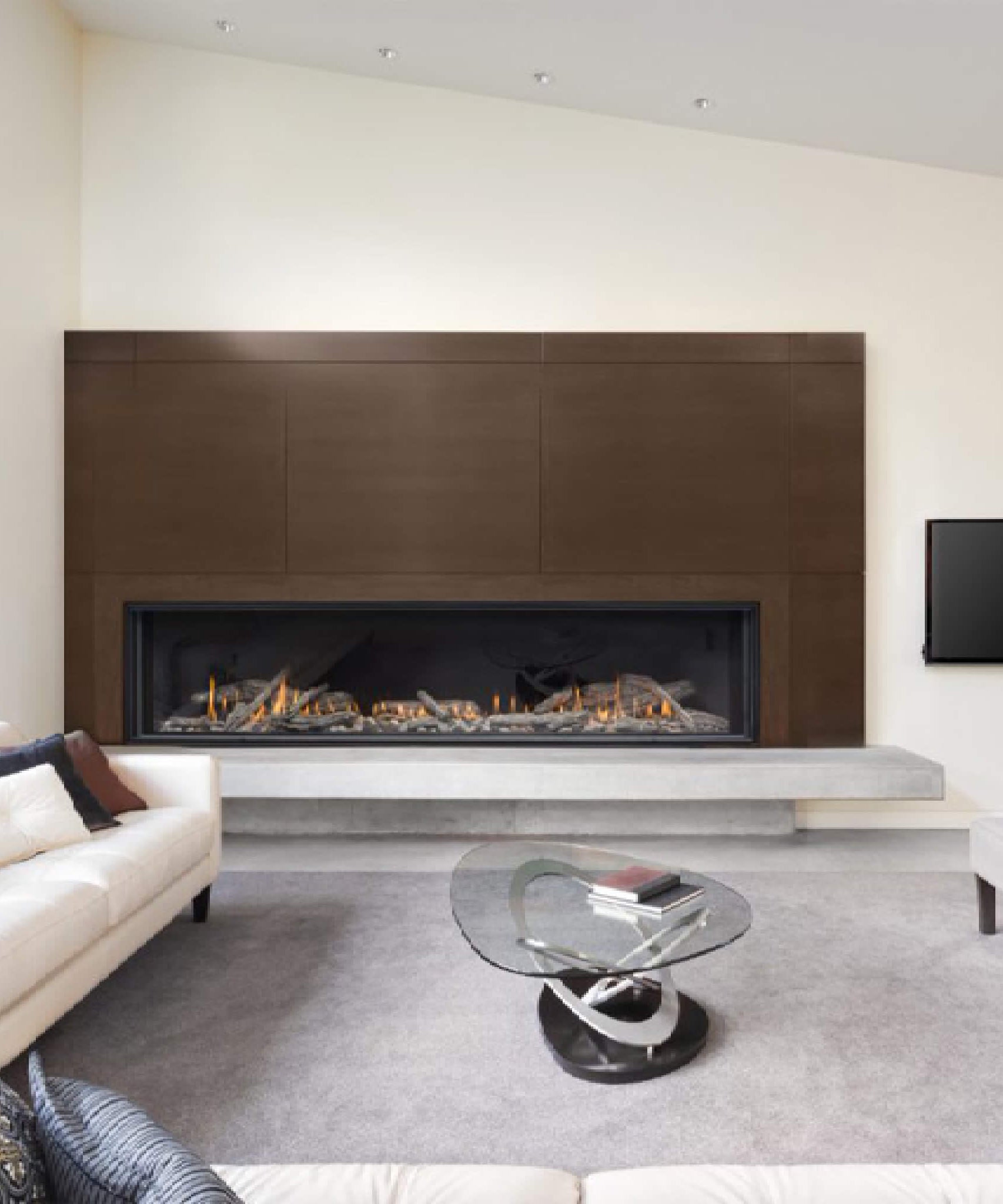 Montigo Distinction 72-Inch Single Sided Linear Direct Vent Natural Gas Fireplace [D7215NI-2] (SAK70824)