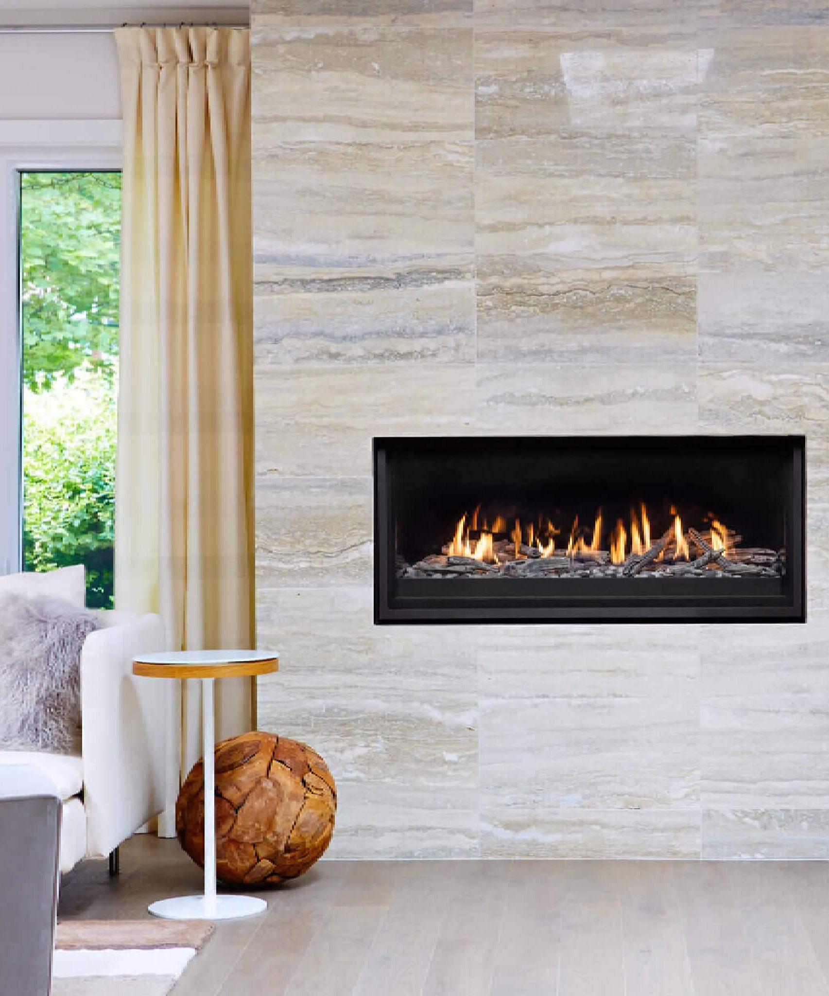 Montigo Phenom P52DF 40K BTU Full Load Direct Vent Natural Gas Fireplace [P52DFNI-2] (SAK76014)