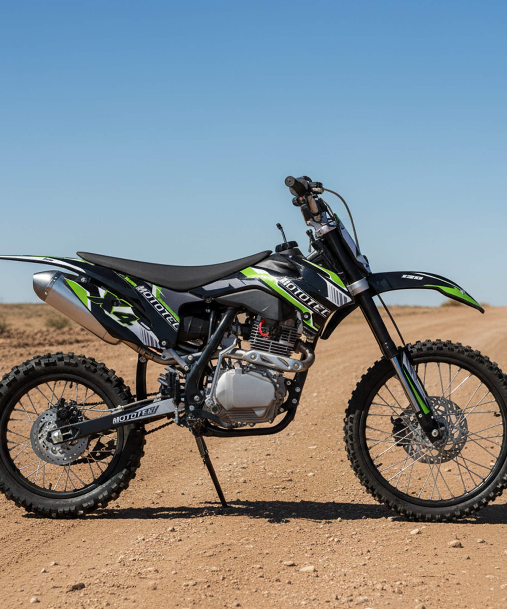 MotoTec X4 150CC 4-Stroke High-Performance Gas-Powered Dirt Bike (SAK95731)