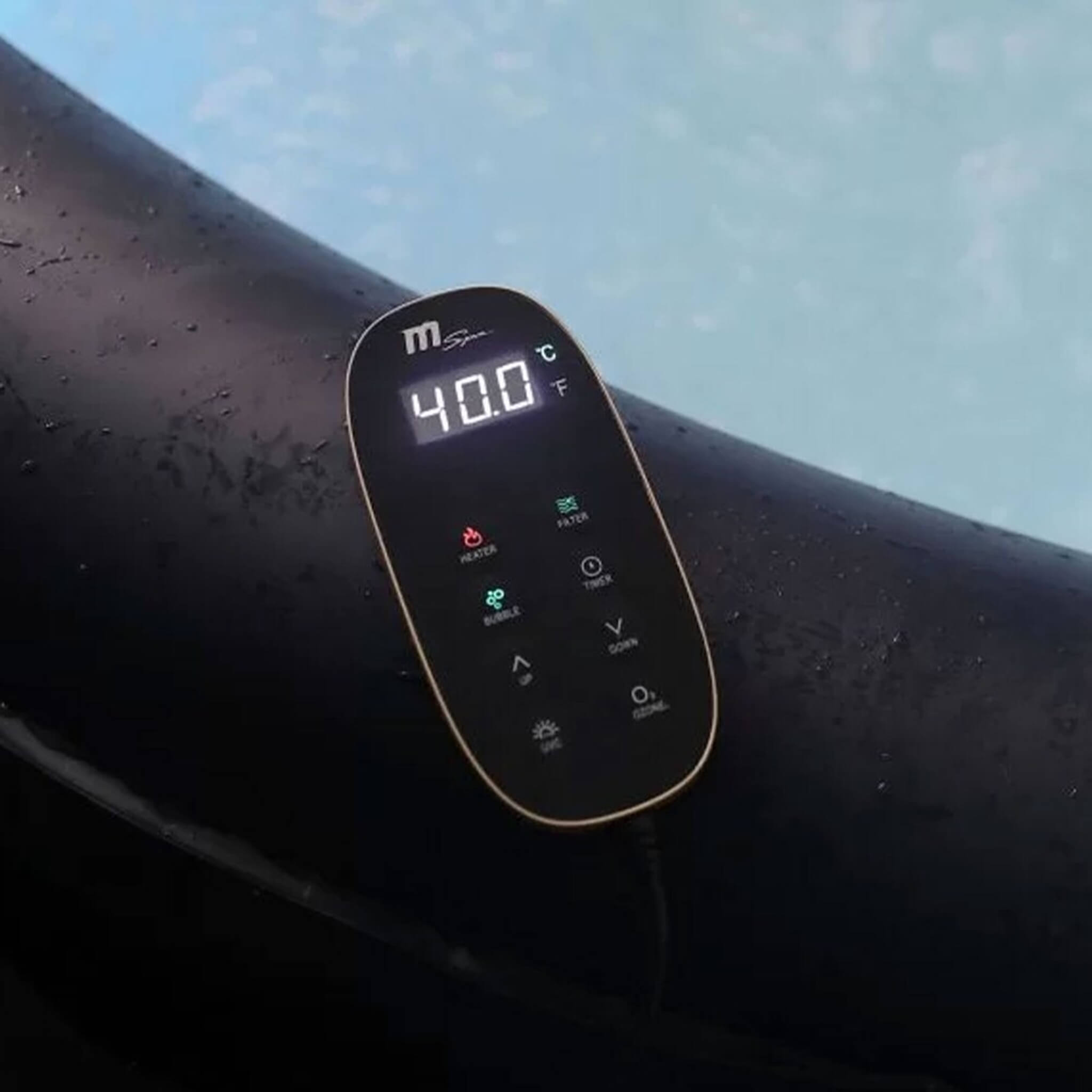 MSpa Aurora Urban Series Six-Person Inflatable Round Hot Tub With Hydro Massage [U-AU061] (SAK19375)