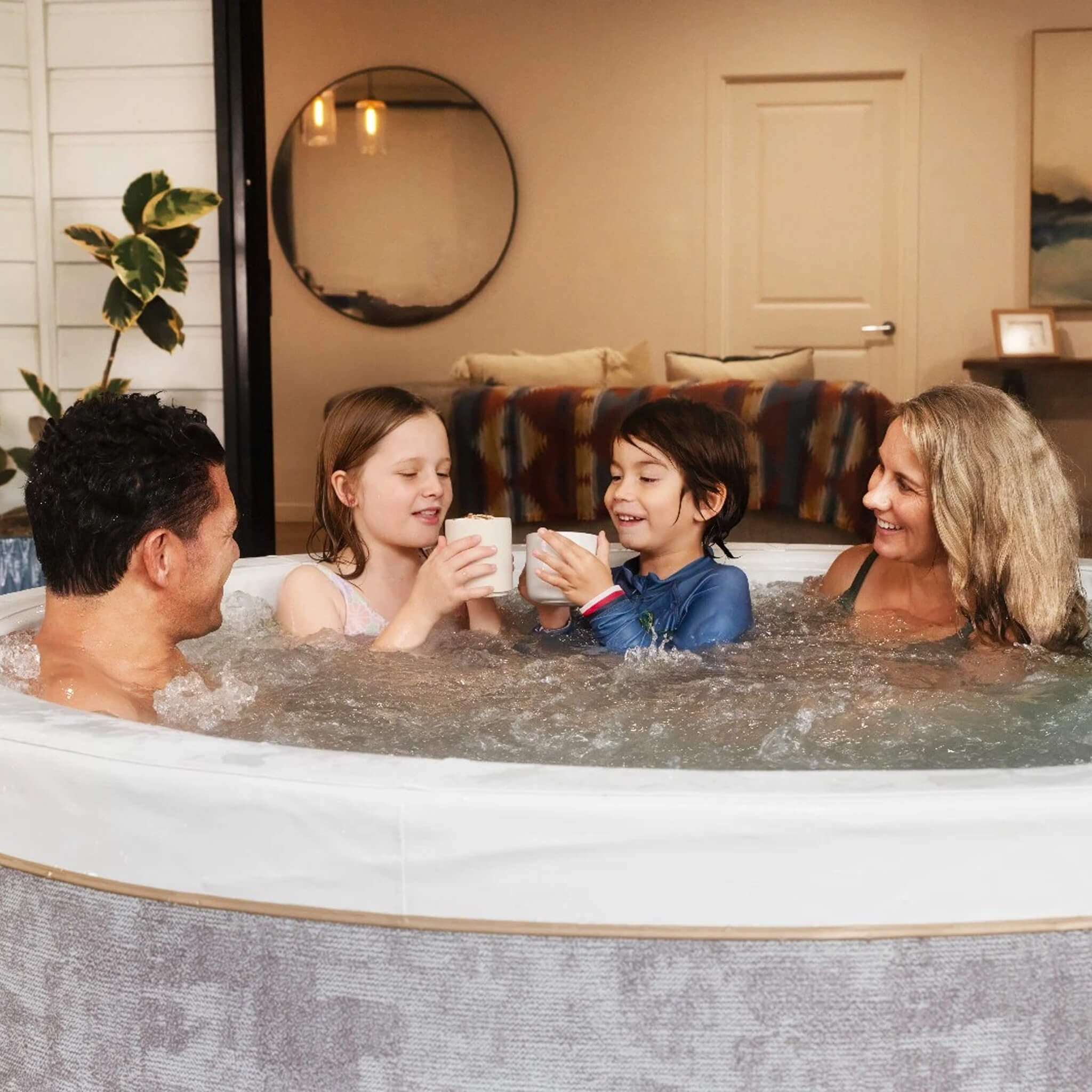 MSpa Cocoon Verto Series Six-Person Inflatable Round Hot Tub With Hydro Massage [F-CO063WE] (SAK50928)