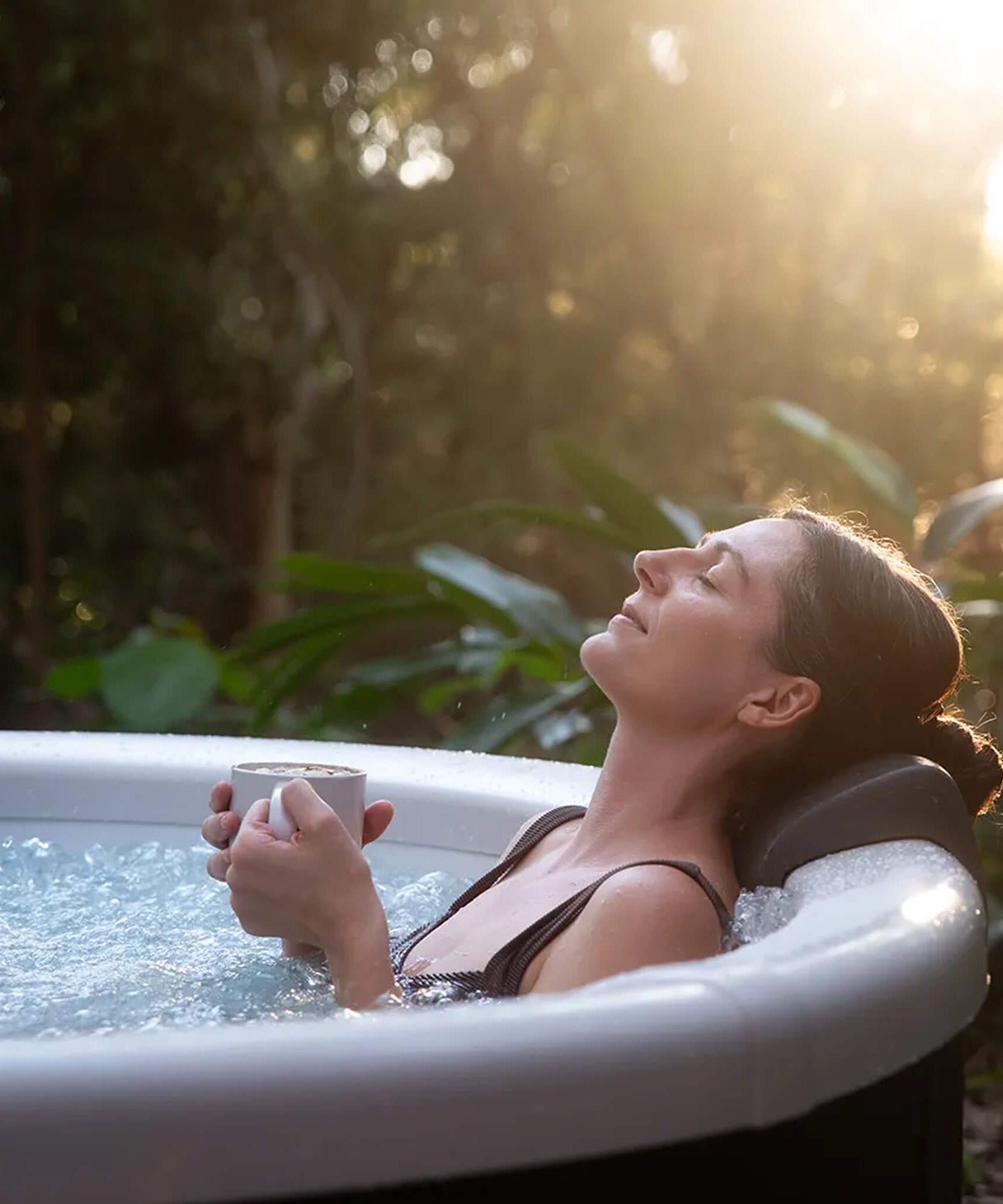MSpa Denver Frame Series Six-Person Inflatable Round Hot Tub With Hydro Massage [F-DE066W] (SAK87043)