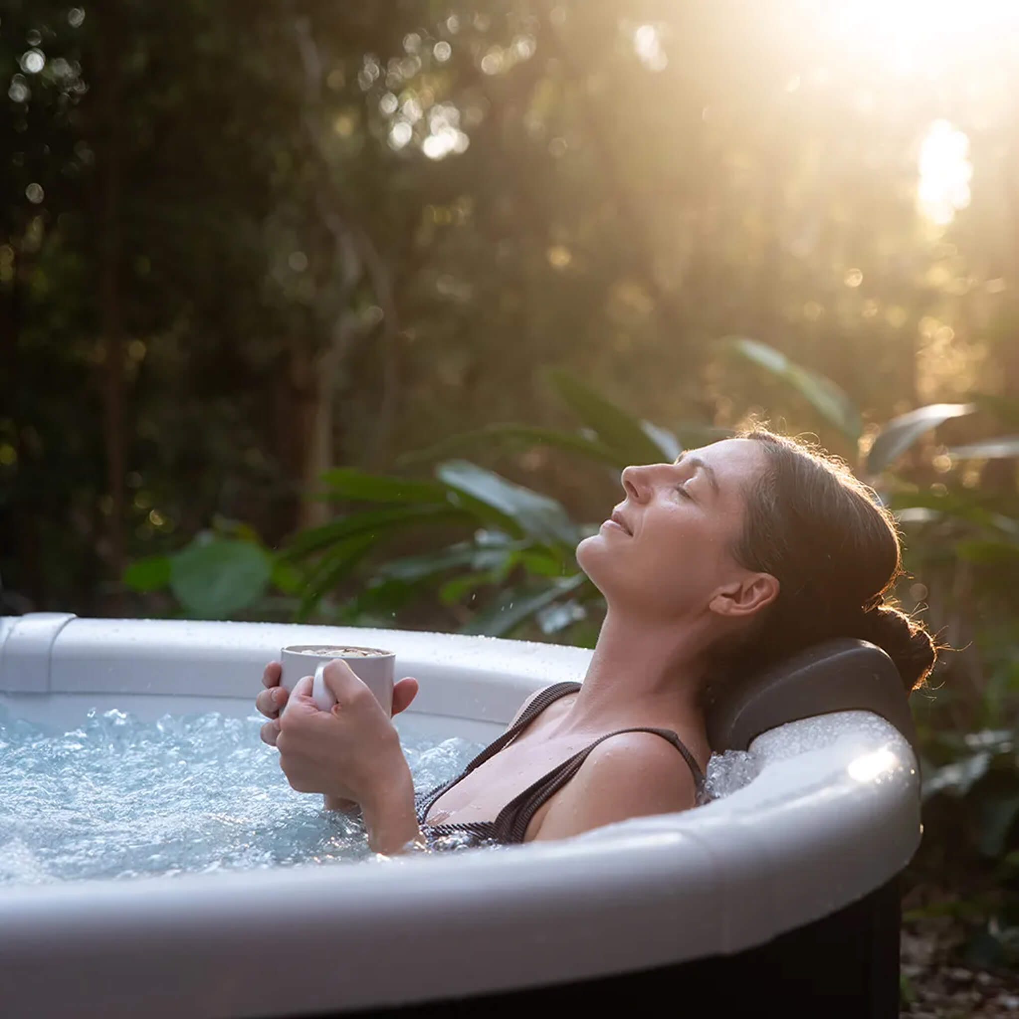 MSpa Denver Frame Series Six-Person Inflatable Round Hot Tub With Hydro Massage [F-DE066W] (SAK87043)