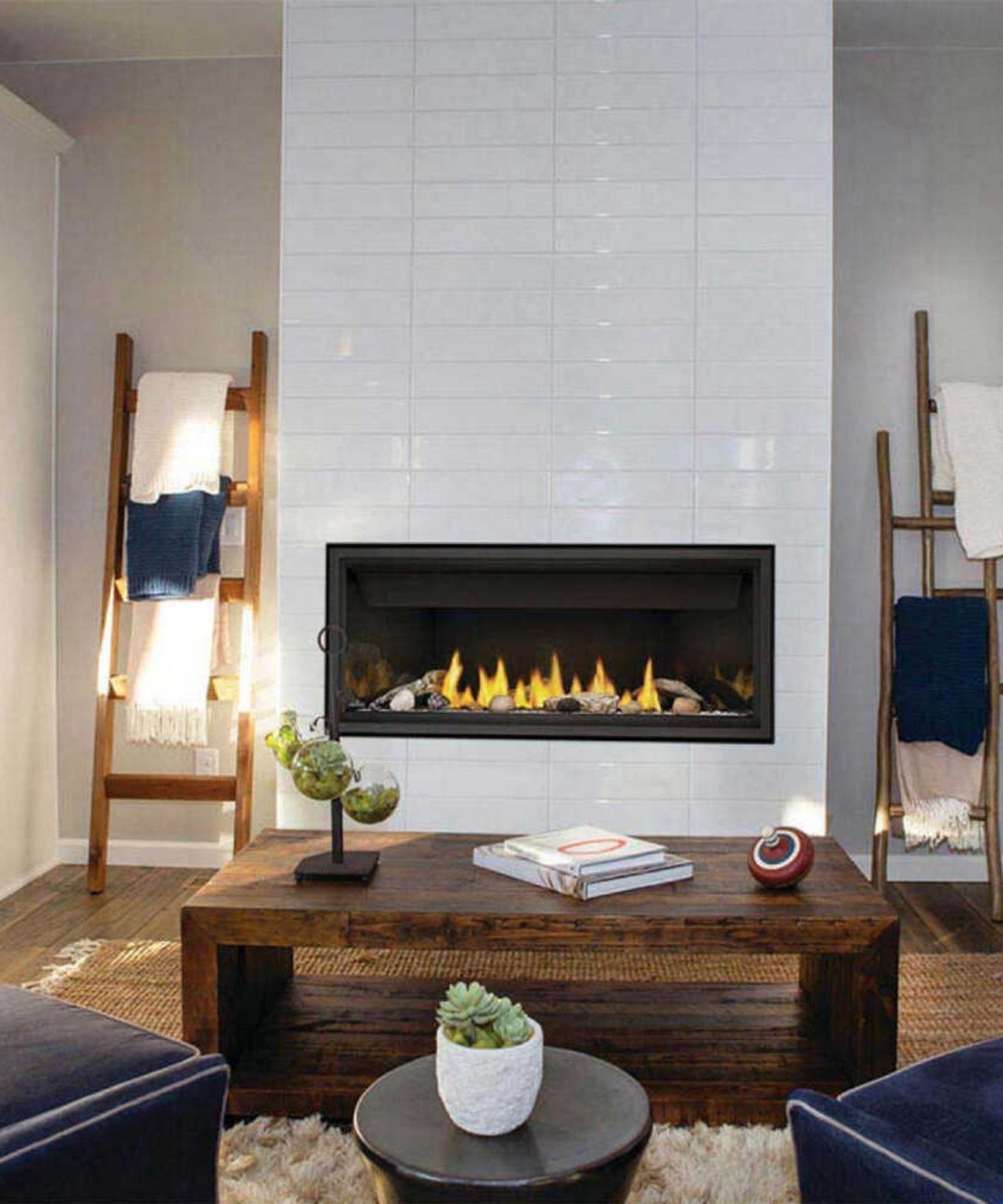 Napoleon Ascent 46-Inch Linear Direct Vent Electronic Ignition Natural Gas Fireplace [BL46NTEA] (SAK18567)