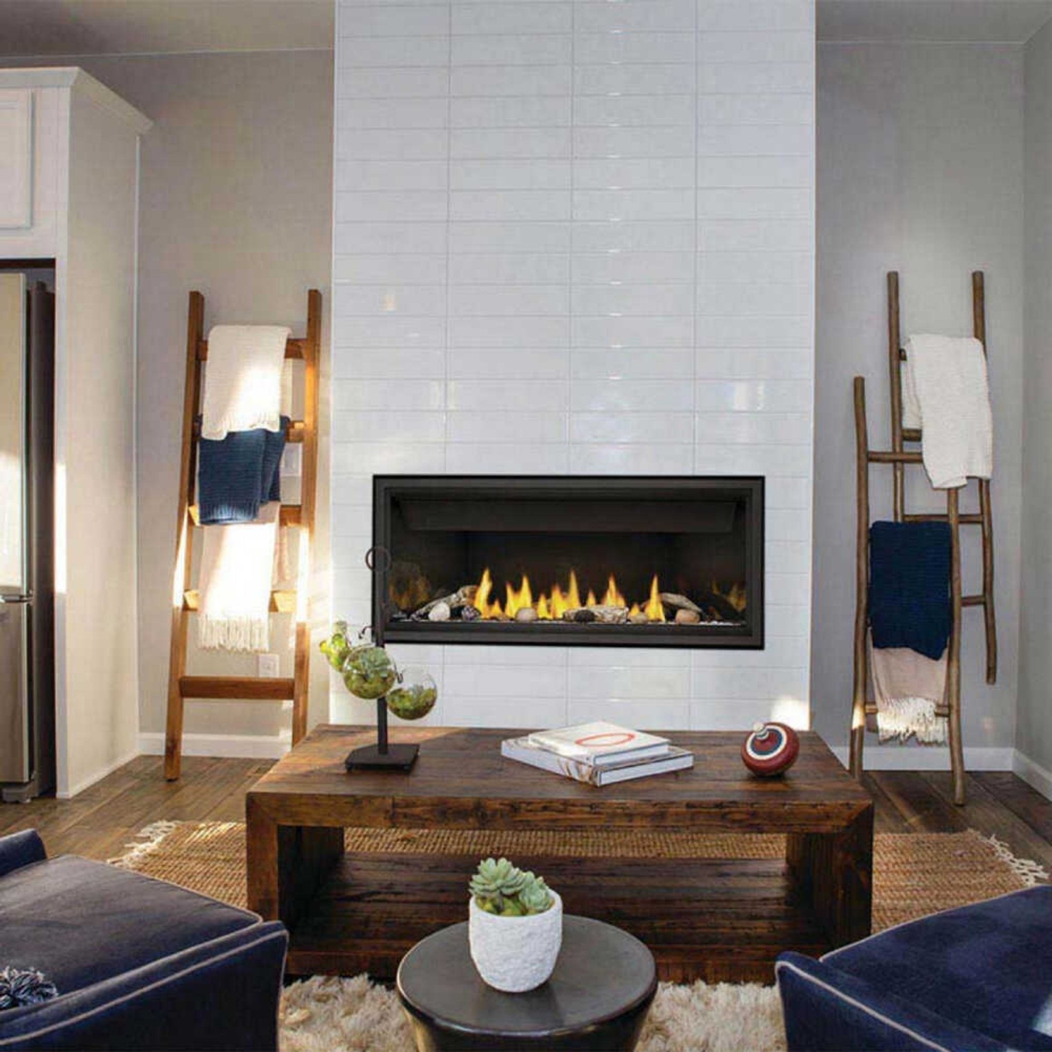 Napoleon Ascent 46-Inch Linear Direct Vent Electronic Ignition Natural Gas Fireplace [BL46NTEA] (SAK18567)