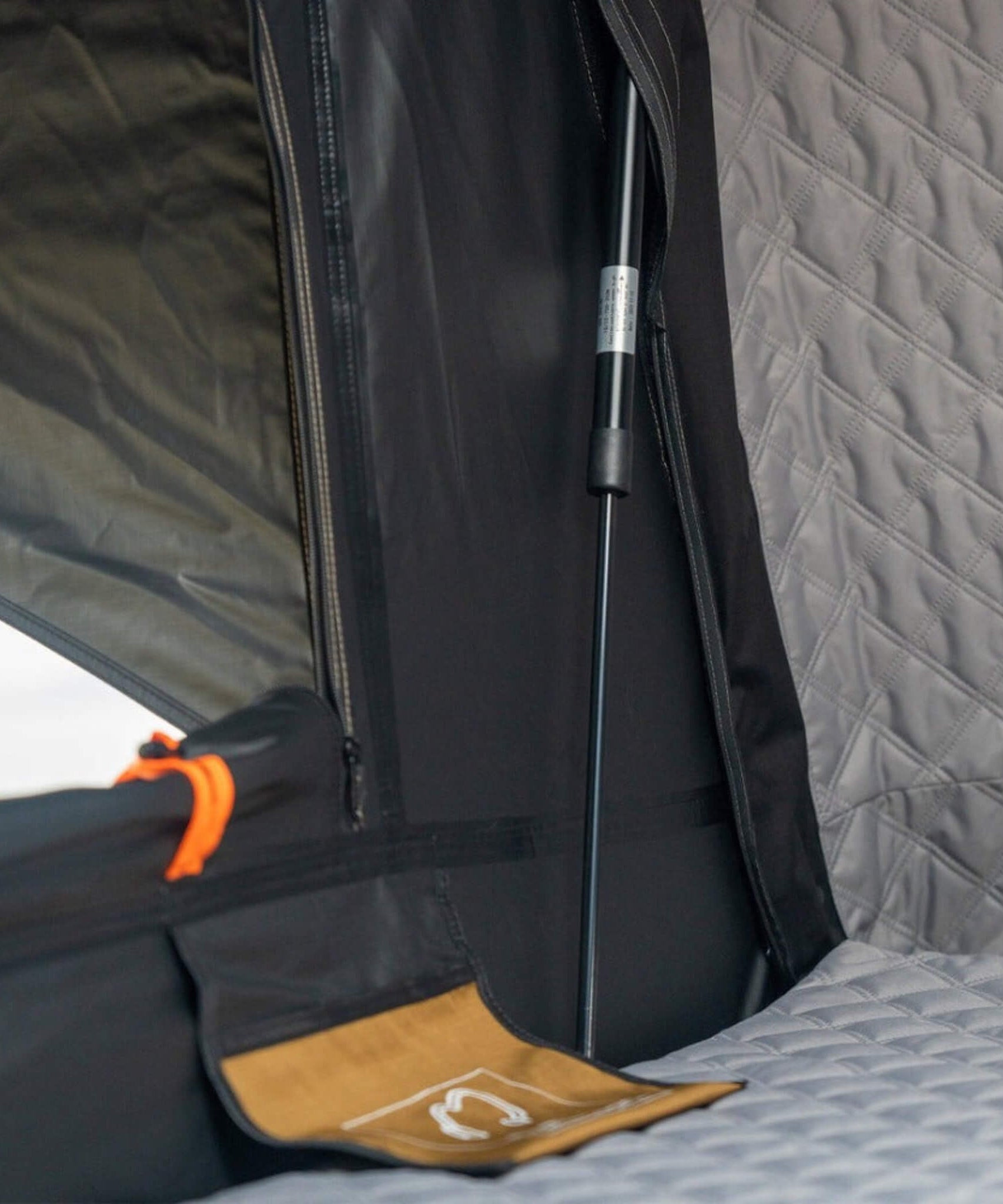 Naturnest Sirius 2 Premium 2XL 3-Person Clamshell Rooftop Tent (SAK91382)