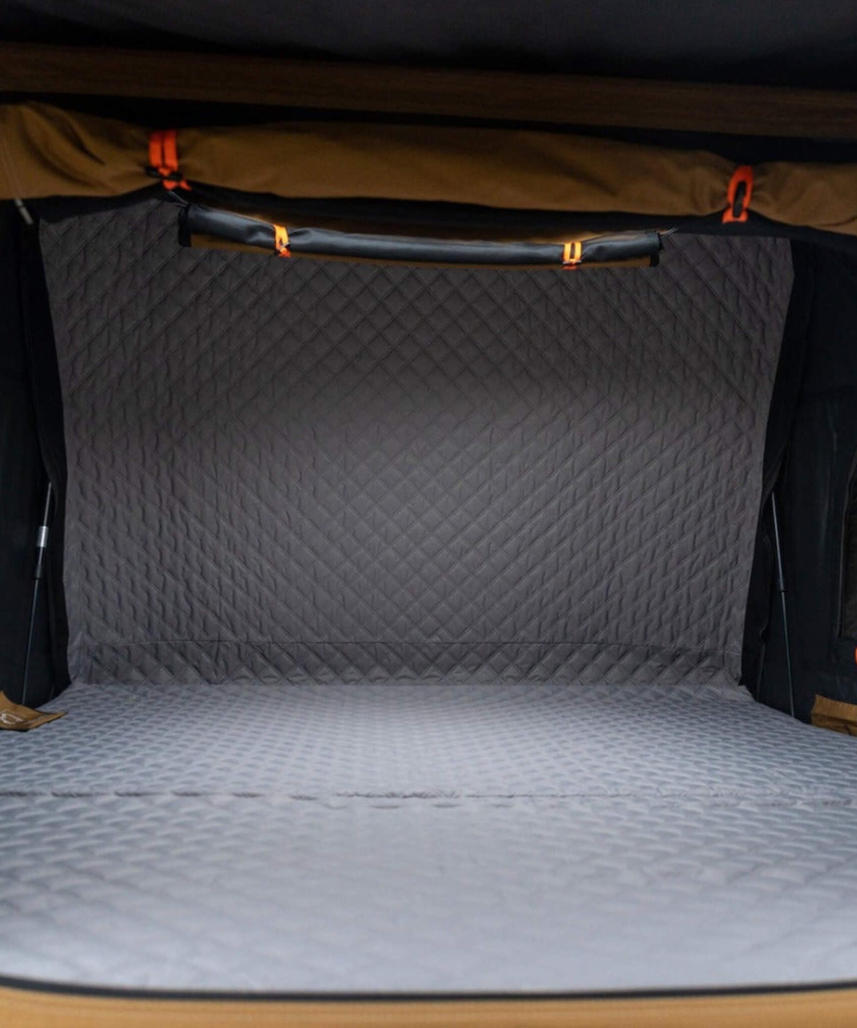 Naturnest Sirius 2 Premium 2XL 3-Person Clamshell Rooftop Tent (SAK91382)