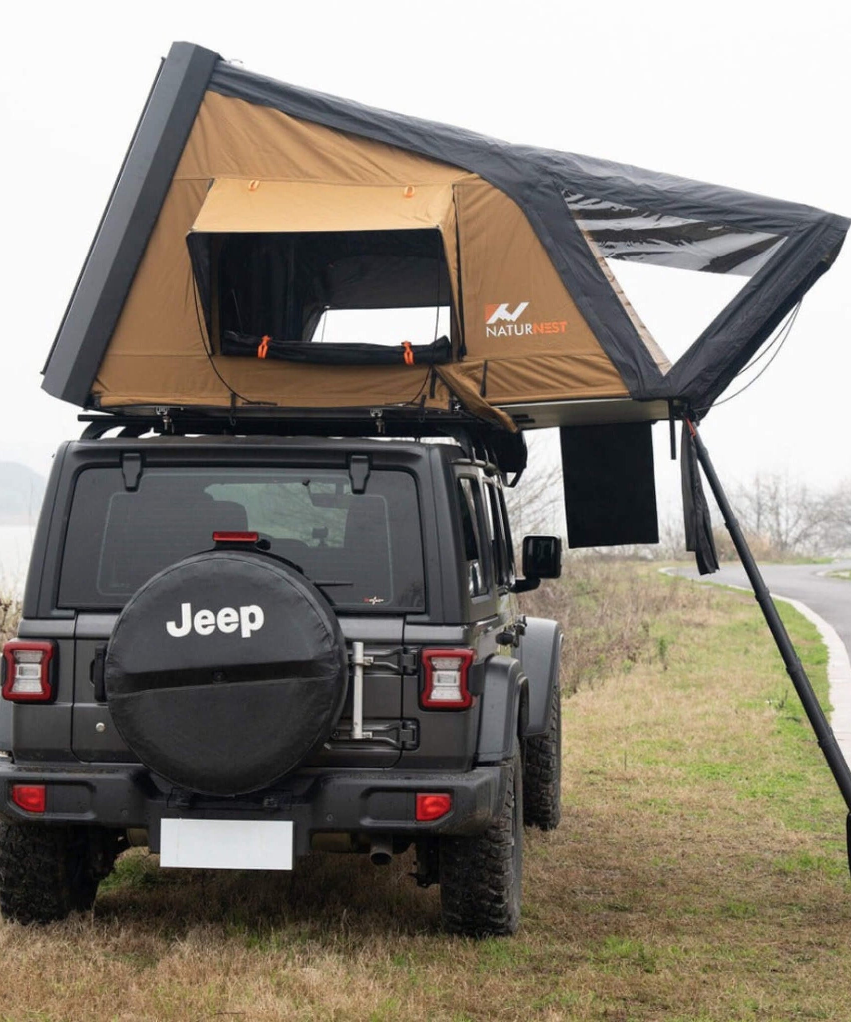 Naturnest Sirius 2 Premium 2XL 3-Person Clamshell Rooftop Tent (SAK91382)