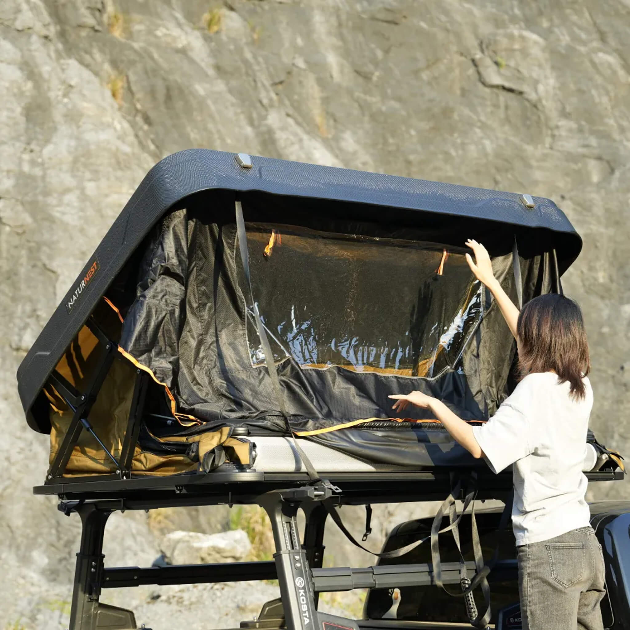 Naturnest Sirius 2 Plus XL Premium 4-Person Clamshell Rooftop Tent (SAK74092)